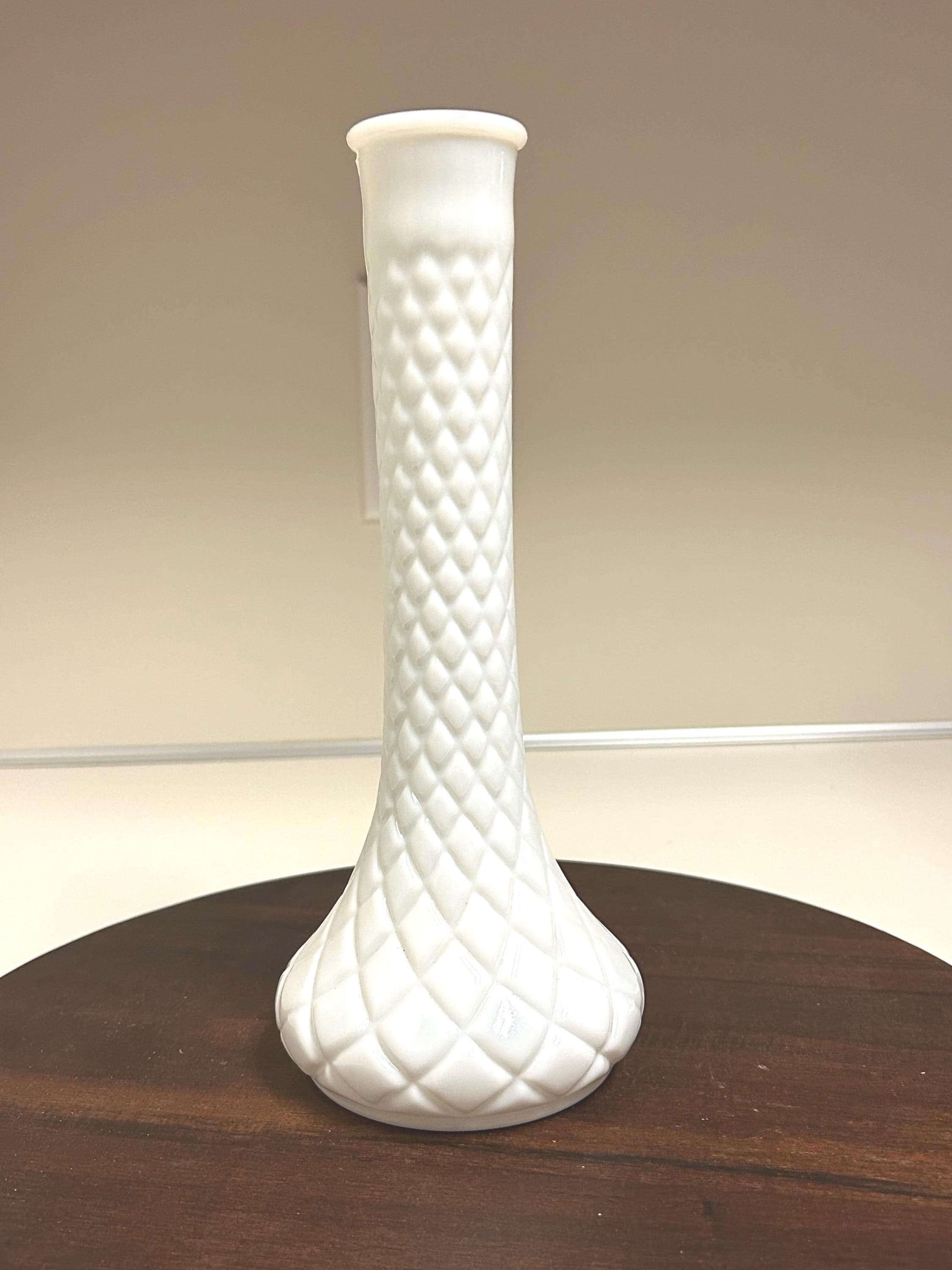 Vintage Hoosier Milk Glass Slim Genie VASE 9" white 4092 diamond pattern bud vase table centerpiece Great Condition looks Brand New 1950's