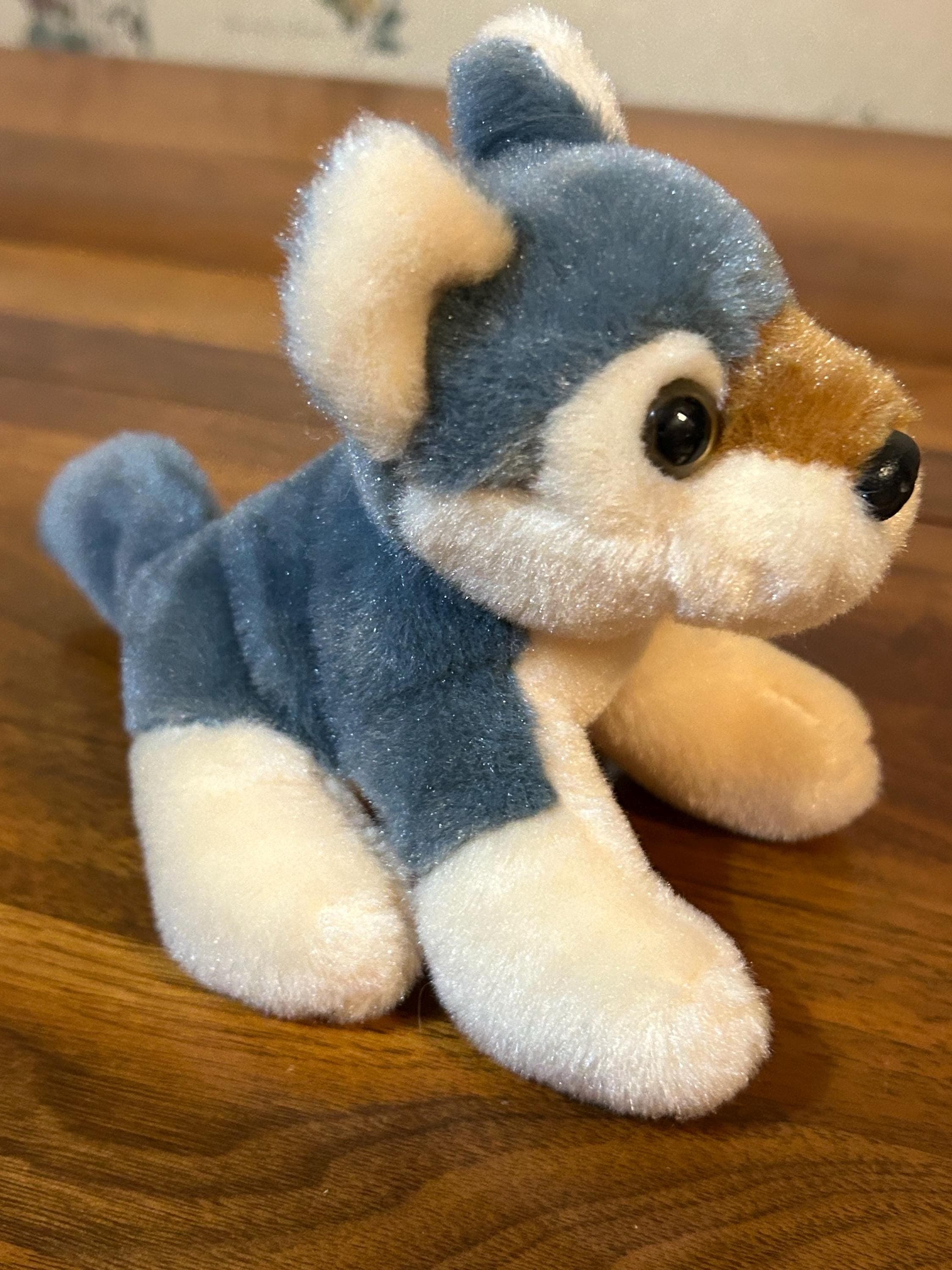 Vintage Wild Republic Pocketkins Eco Wolf 7"- Plush Animal