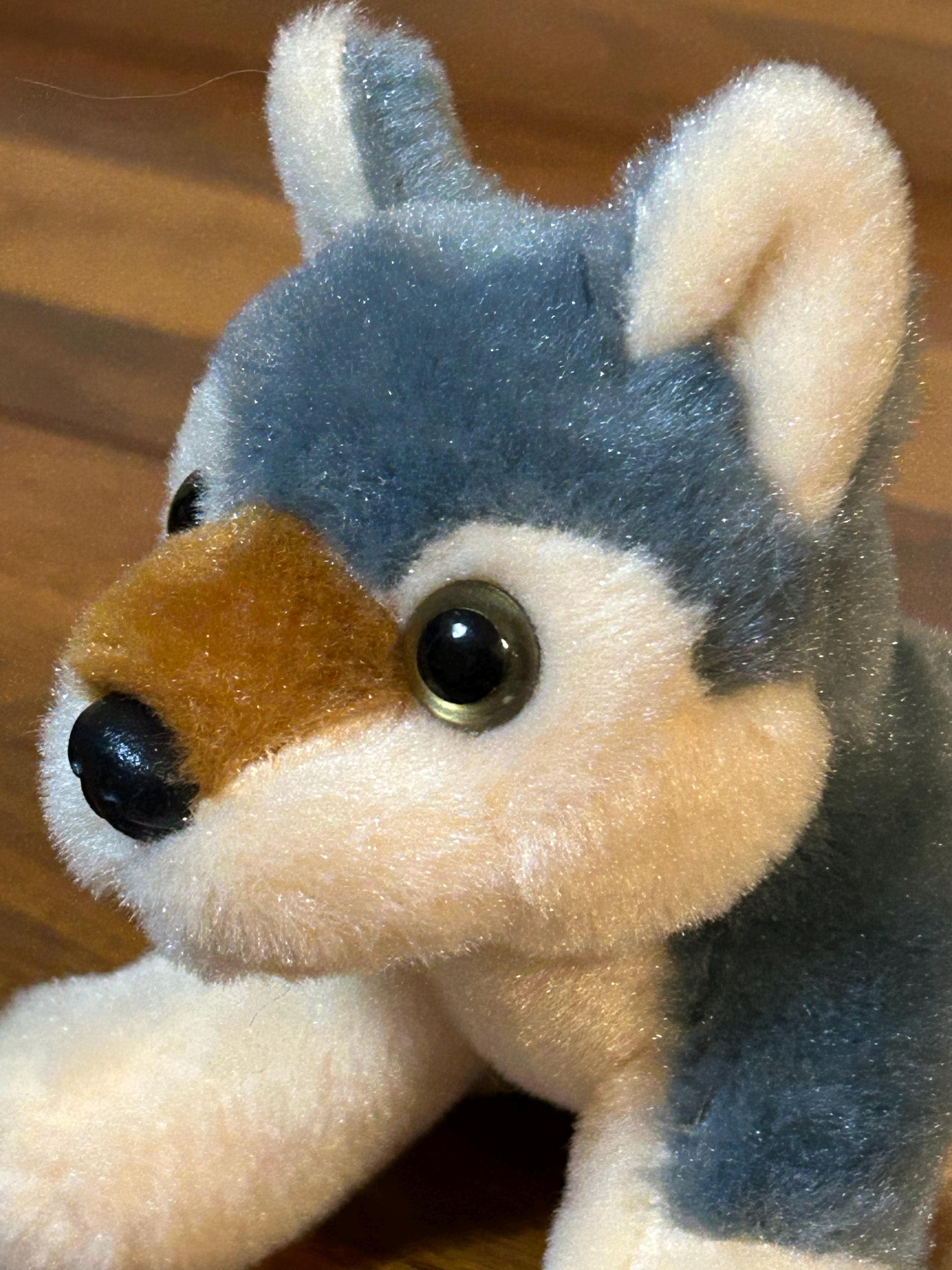 Vintage Wild Republic Pocketkins Eco Wolf 7"- Plush Animal