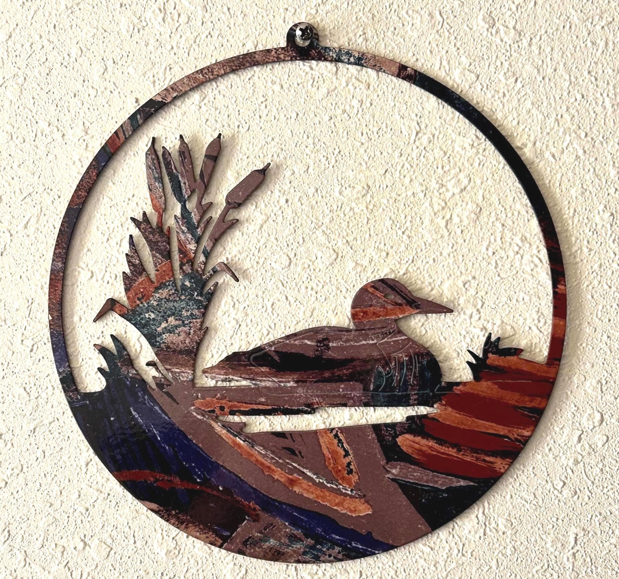 Enameled Metal Duck Wall Art: Vintage Wildlife Decor (8")