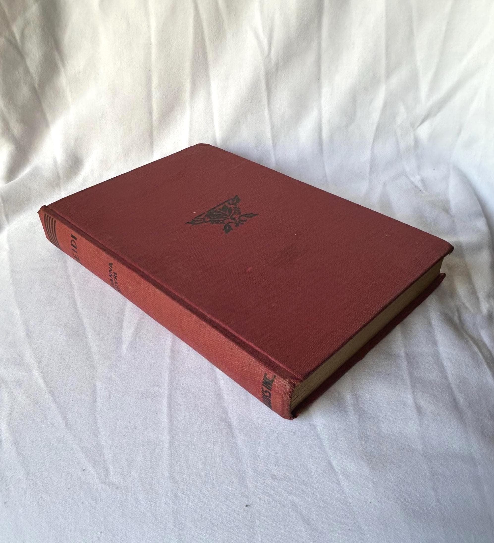 Vintage BOOK HARDCOVER - 1939 HEIDI by Johanna Spyri Books Inc New York Publishers Great Condition