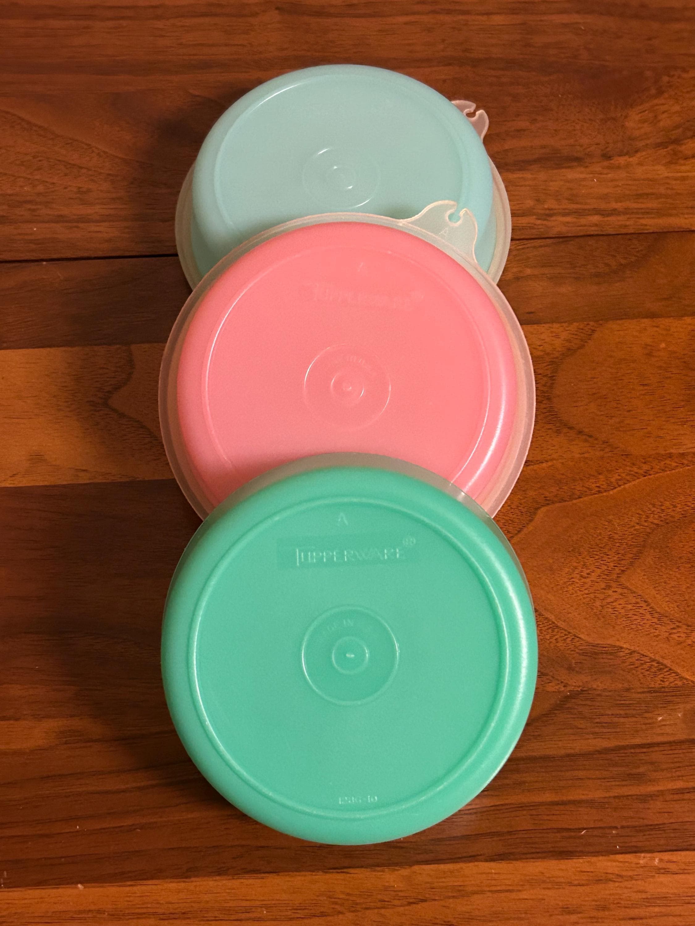 Vintage Tupperware Snack Bowls Set of 3 - Pink Green Blue with 2 Clear Lids 1286 Series