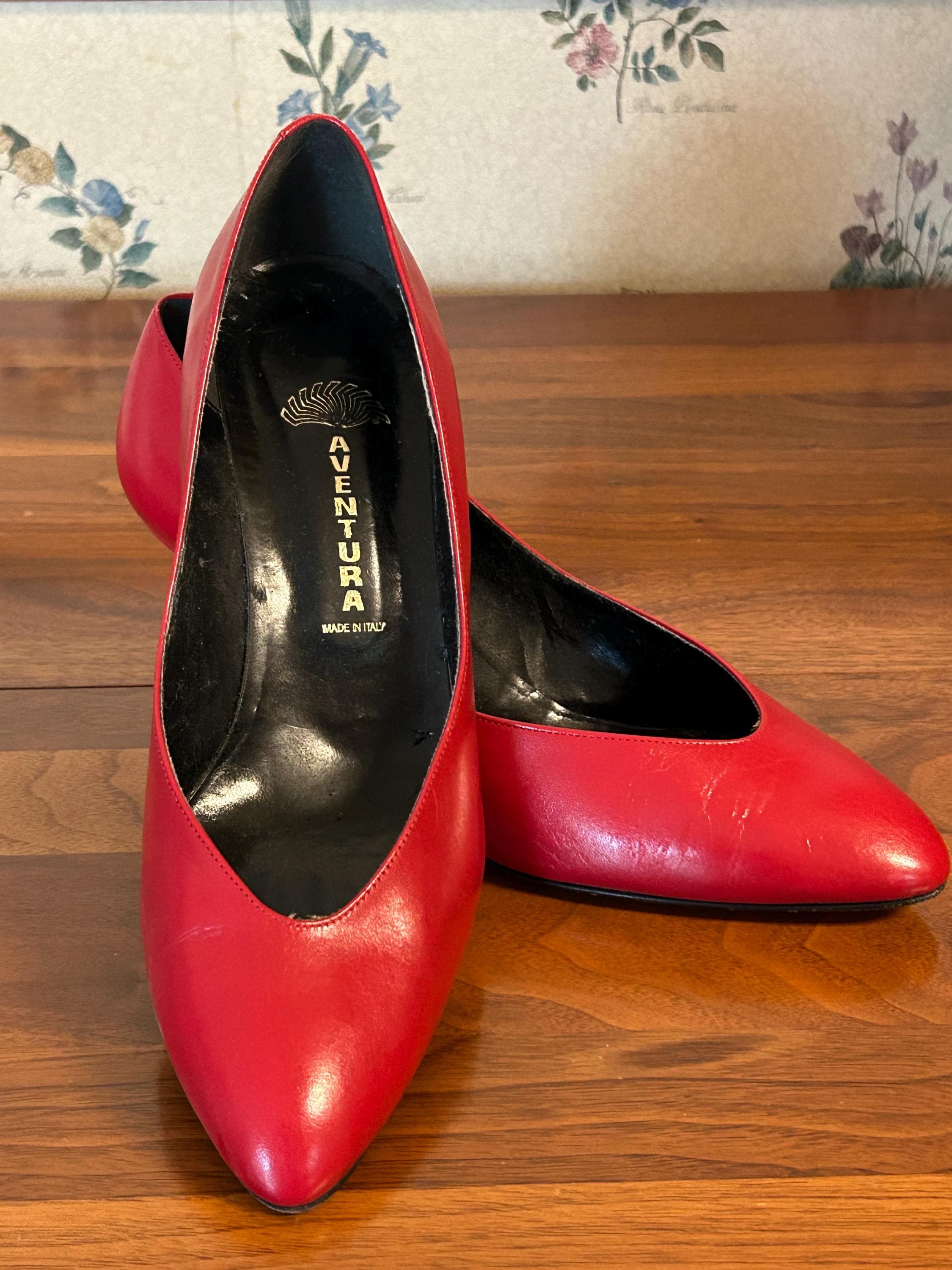 Vintage Ladies Aventura Red Leather Pumps Size 8.5M - Heels Made in Italy