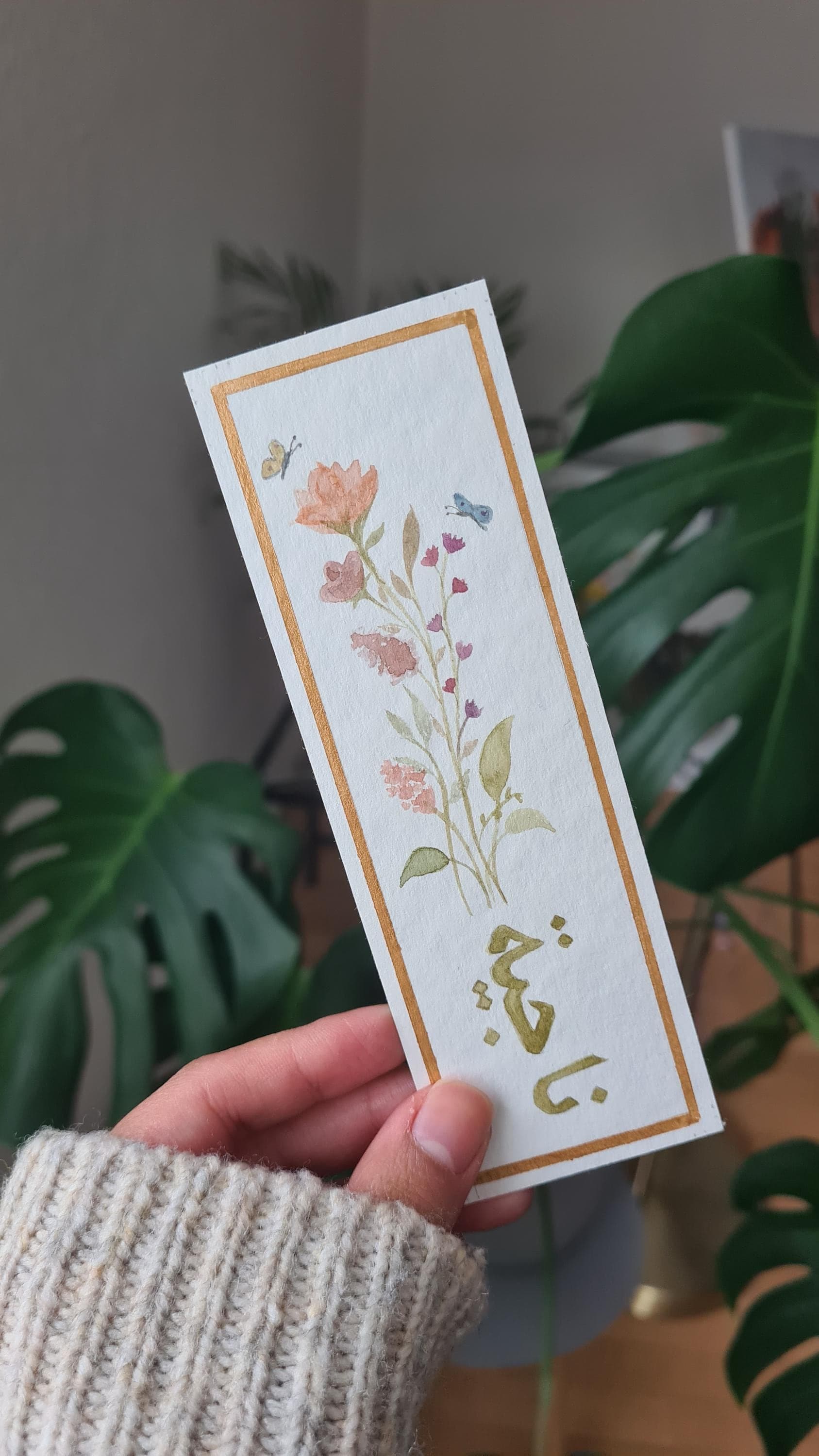 Personalisierter, handgemalter Lesezeichen mit arabischer Namens-Kalligraphie | Blumendesign | Aquarell | Handgemachtes Islamisches Geschenk