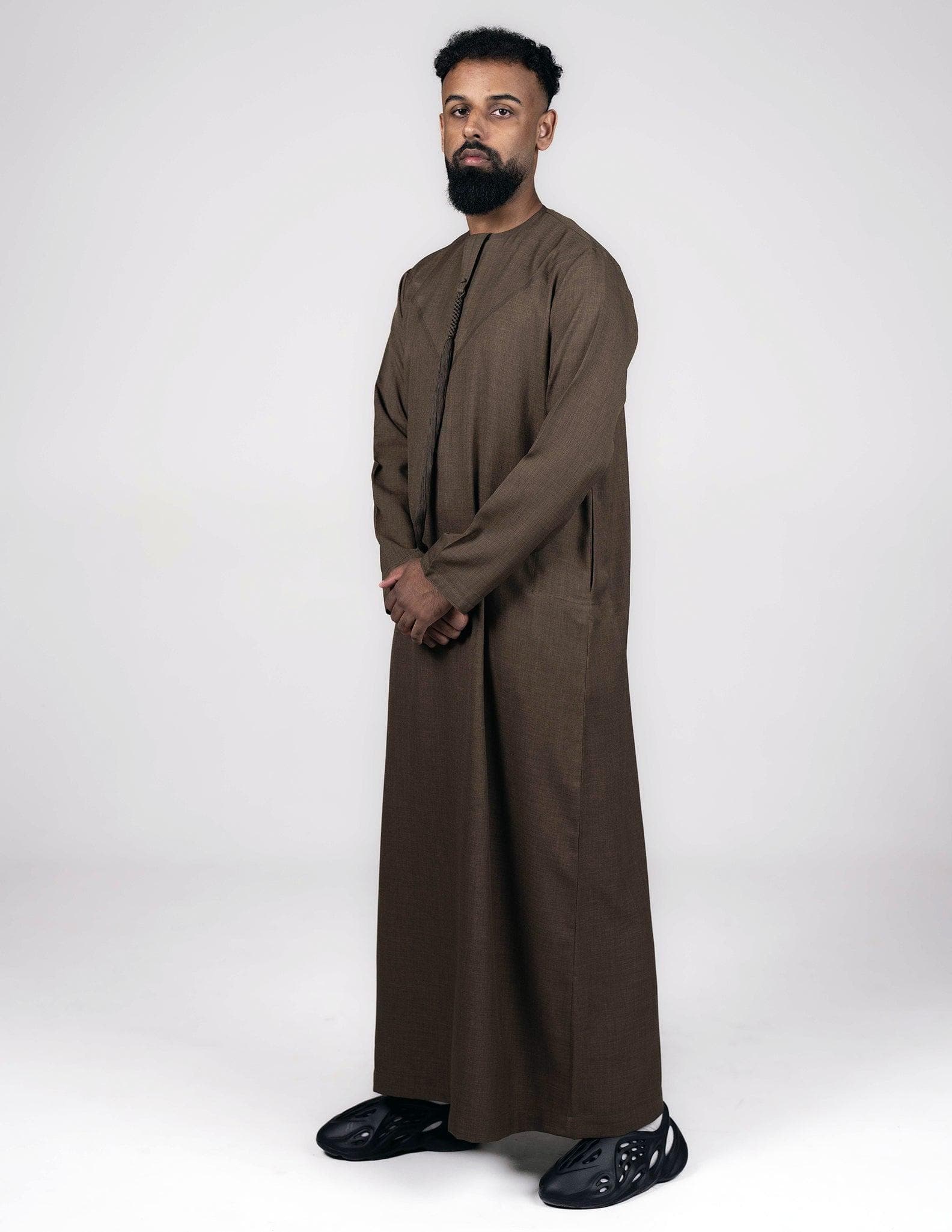 Sufyaan Brown Emirati Thobe - image 4
