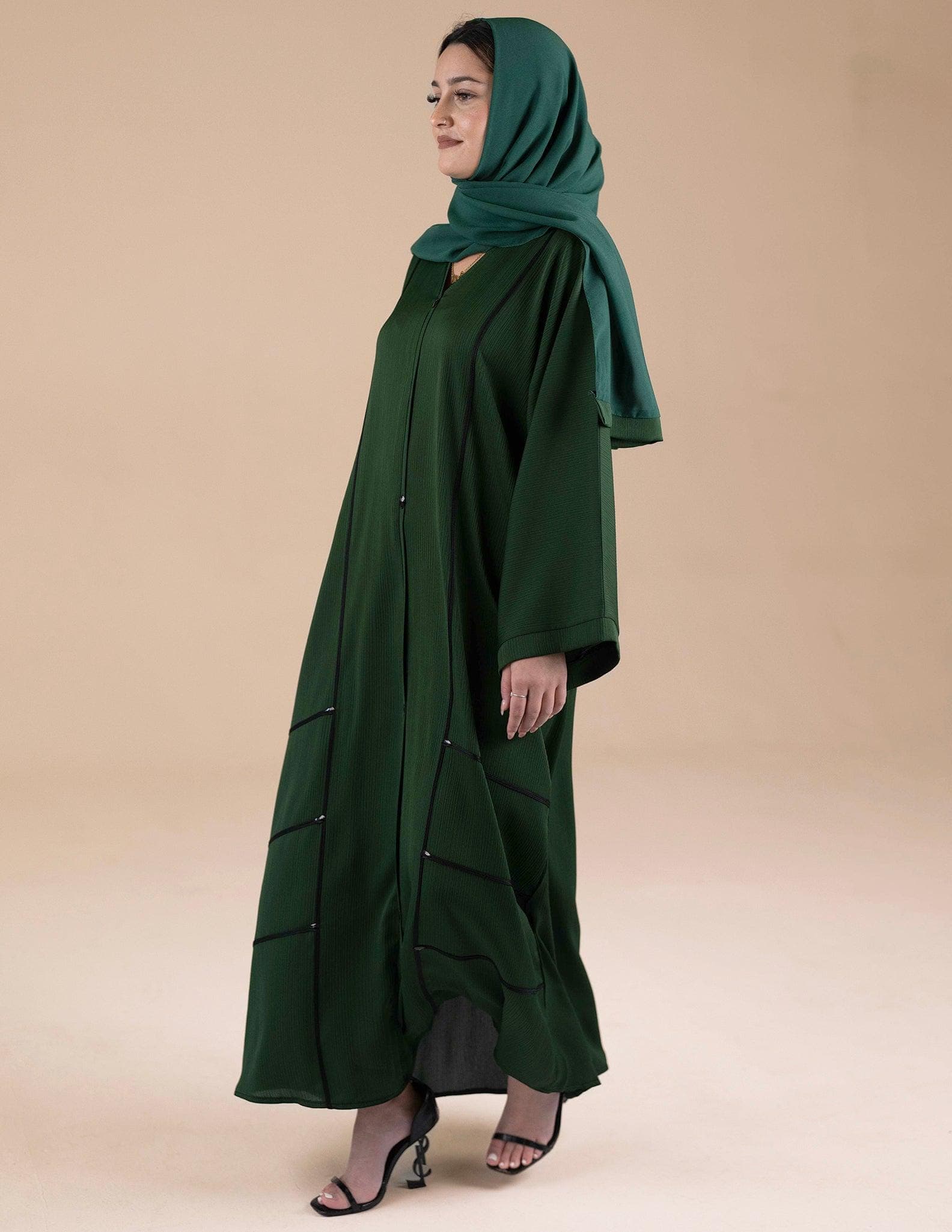 Essential Closed Emerald Green Abaya - image 5