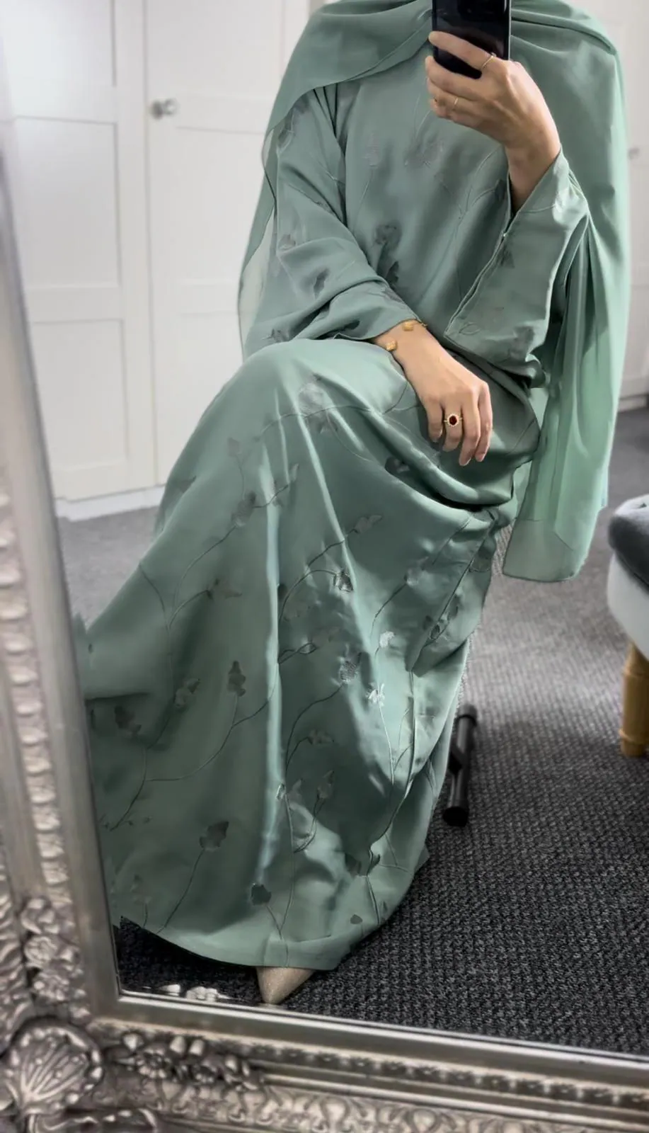 Embroidered Nidha Abaya: Prayer Dress with Scarf Umrah Hajj