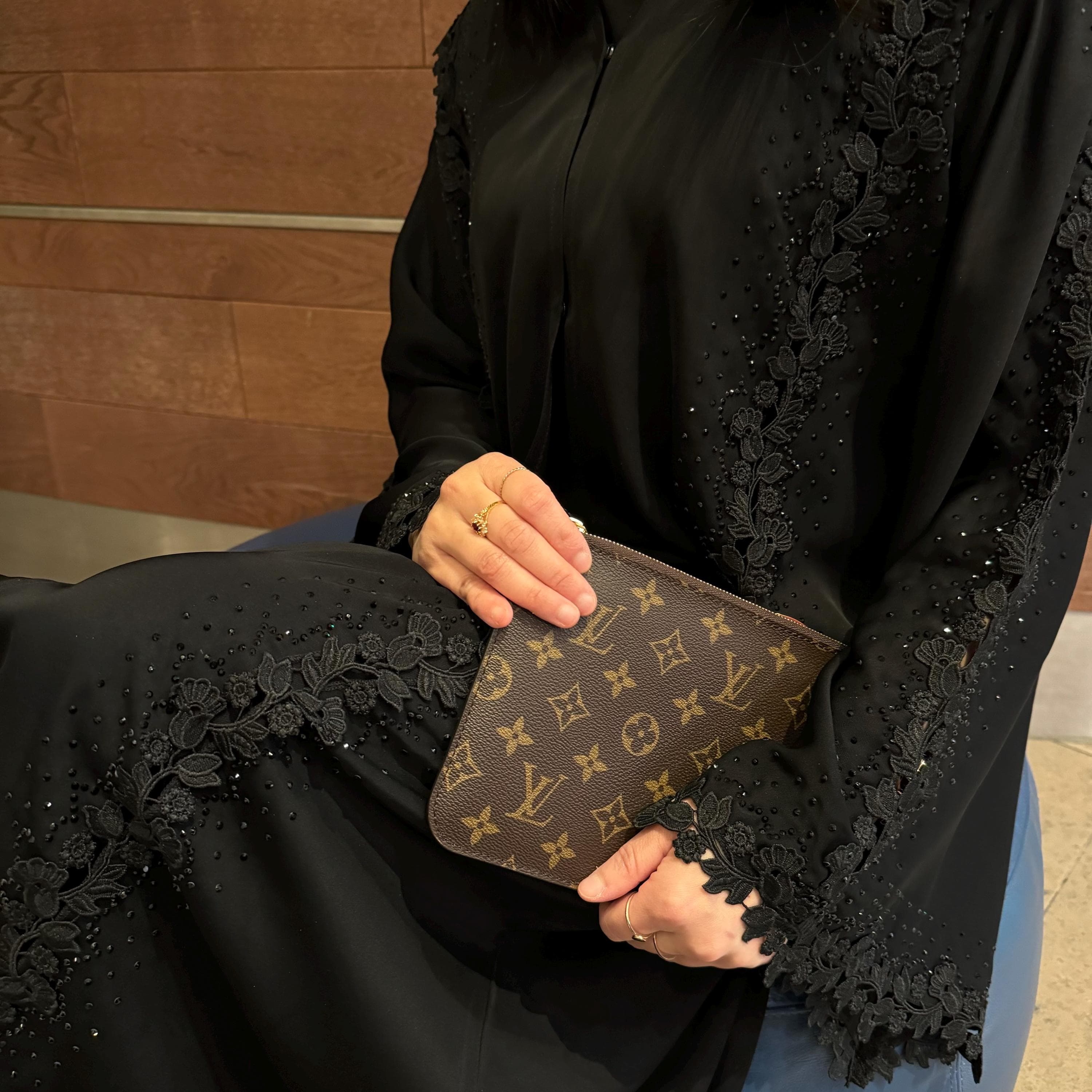 Elegant Black Lace Abaya: Nida Fabric Islamic Dress