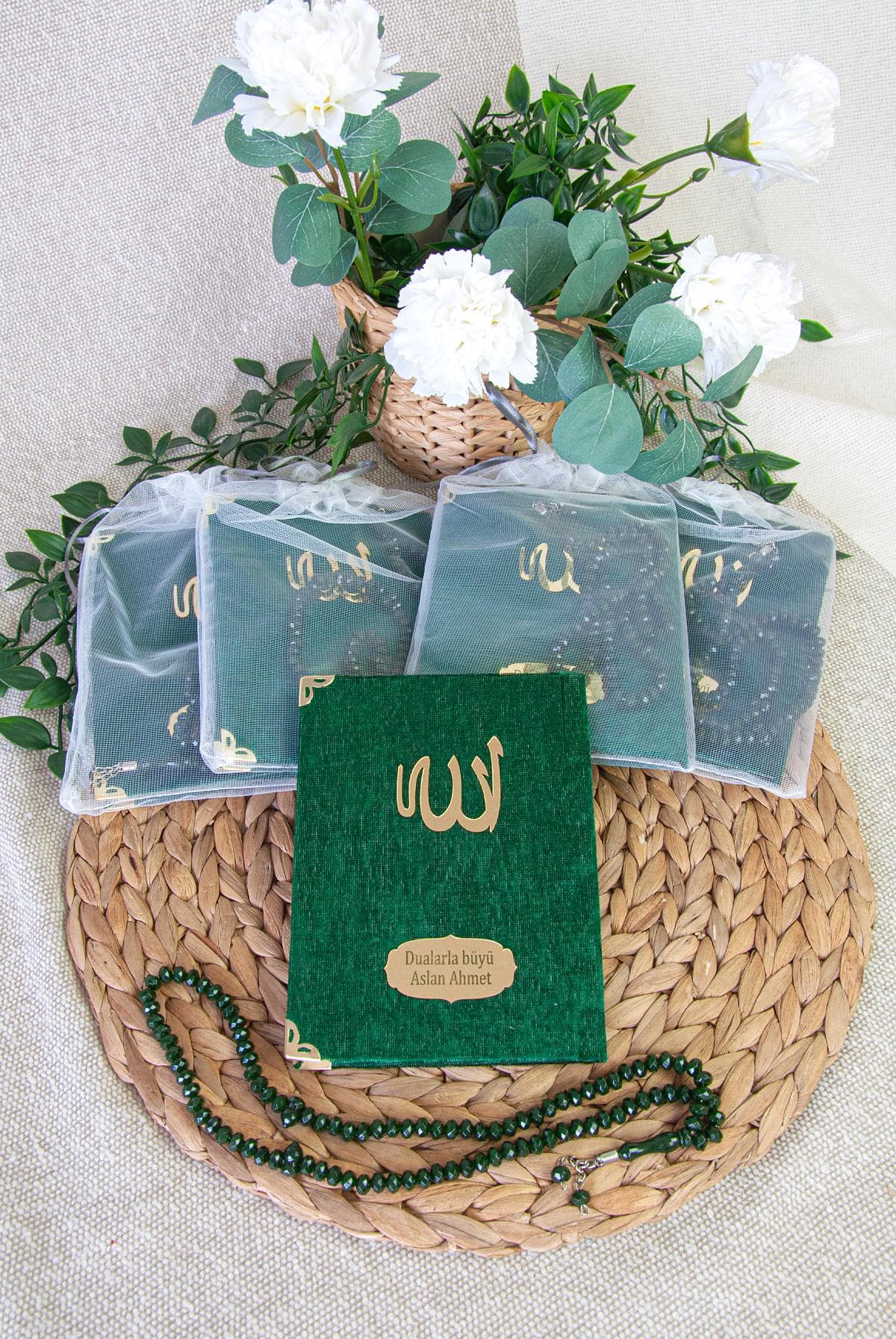 Personalized Velvet Yaseen Book with Tasbeeh, Islamic Eid Wedding Favor - image 3
