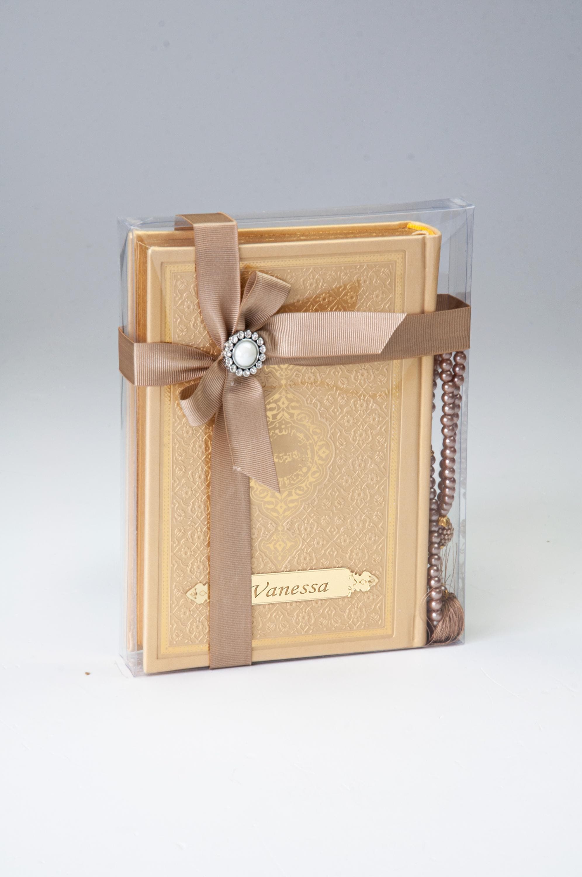 Personalized Quran Gift Set with Name Tag, Prayer Beads Included, Islamic Gift for Her, Medina Script, Luxury Wrapped Quran - image 4