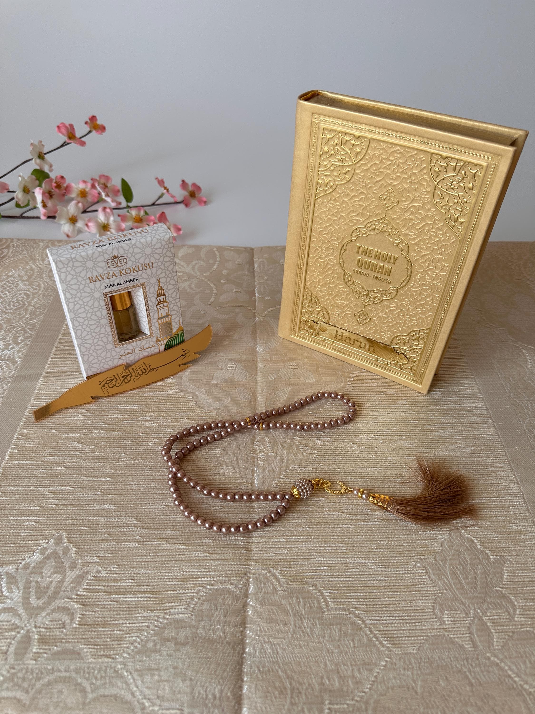 Personalized English Translated Quran Set Muslim Gift Ramadan Gift Islamic Gift, Eid, English Prayer Rug Beads Thermo Leather Cover Cream - image 5