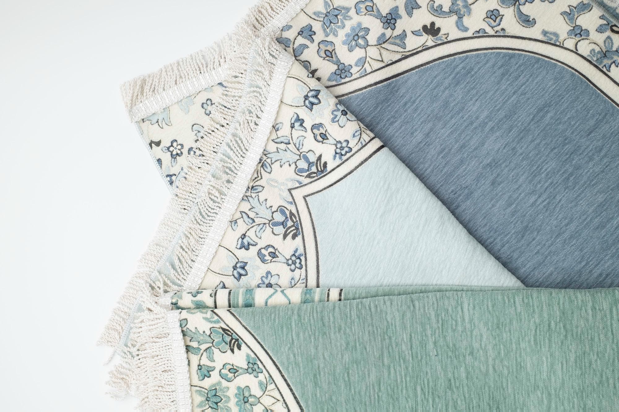 Rawda  Medina Bloom Prayer Mat, Prayer Rug | Soft, Minimal Floral Border Design | Ramadan gift - image 5
