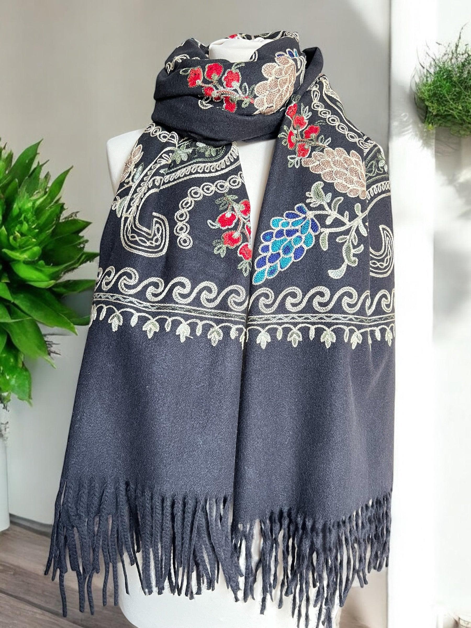 Winter scarf for women