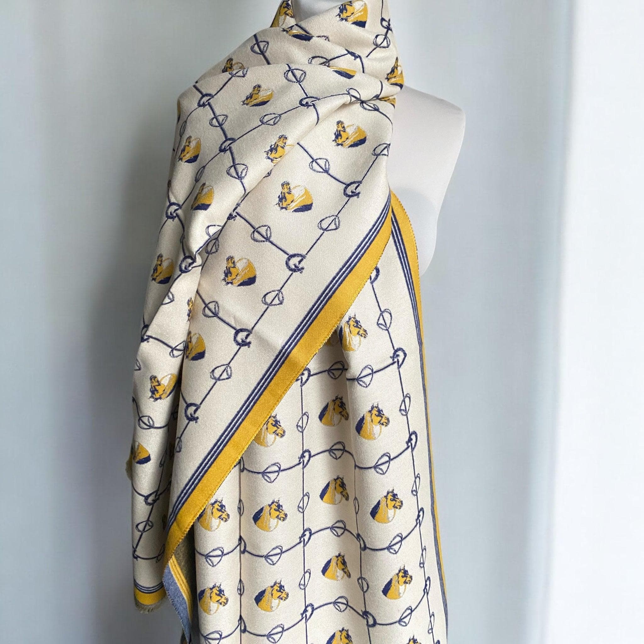 Yellow Horse Print Shawl – Stylish Scarf for Horse Lovers, Country Chic Wrap, Lightweight Fashion Accessory