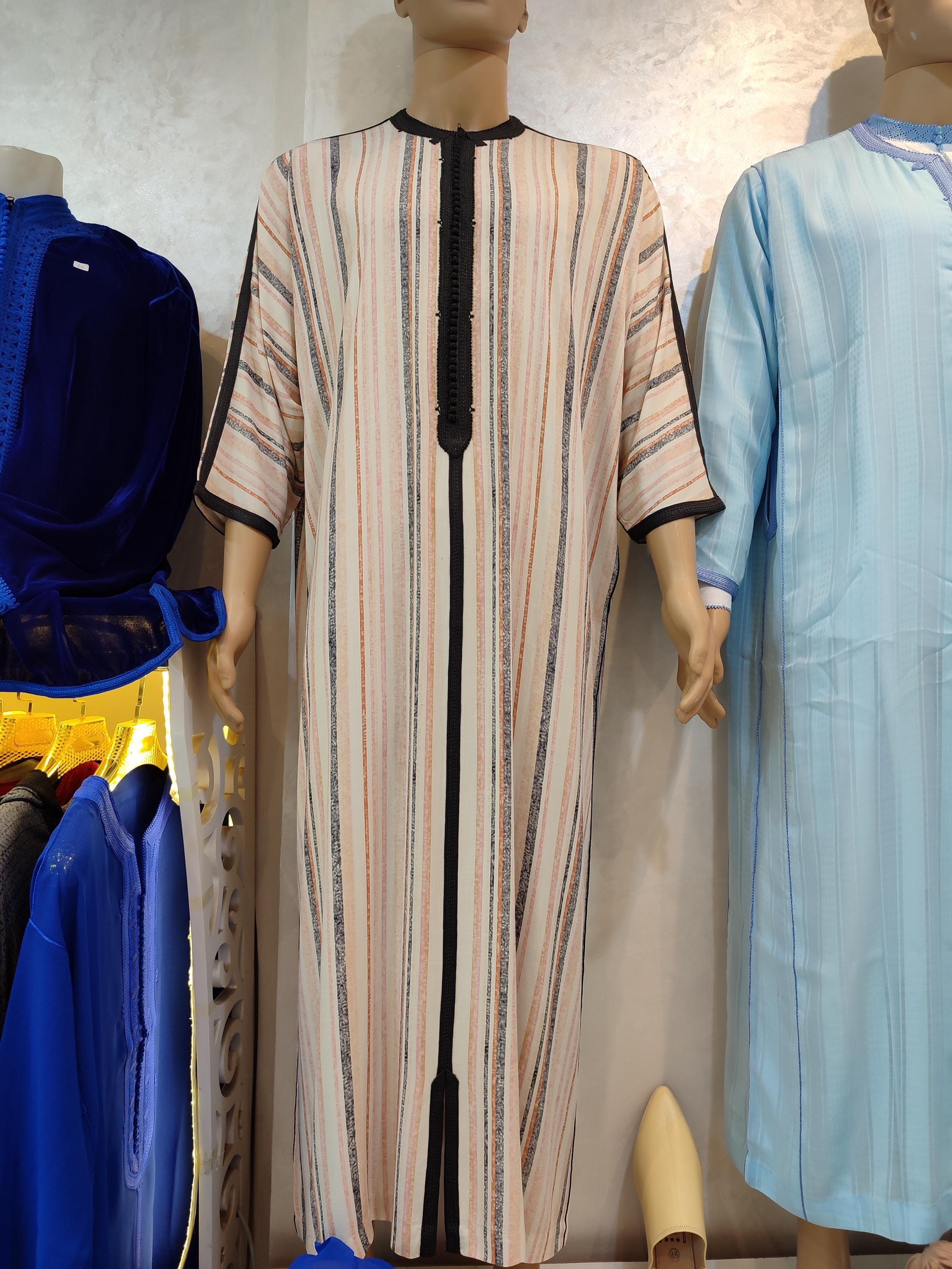 Handwoven Moroccan Striped Djellaba: Men's Traditional Kaftan Robe