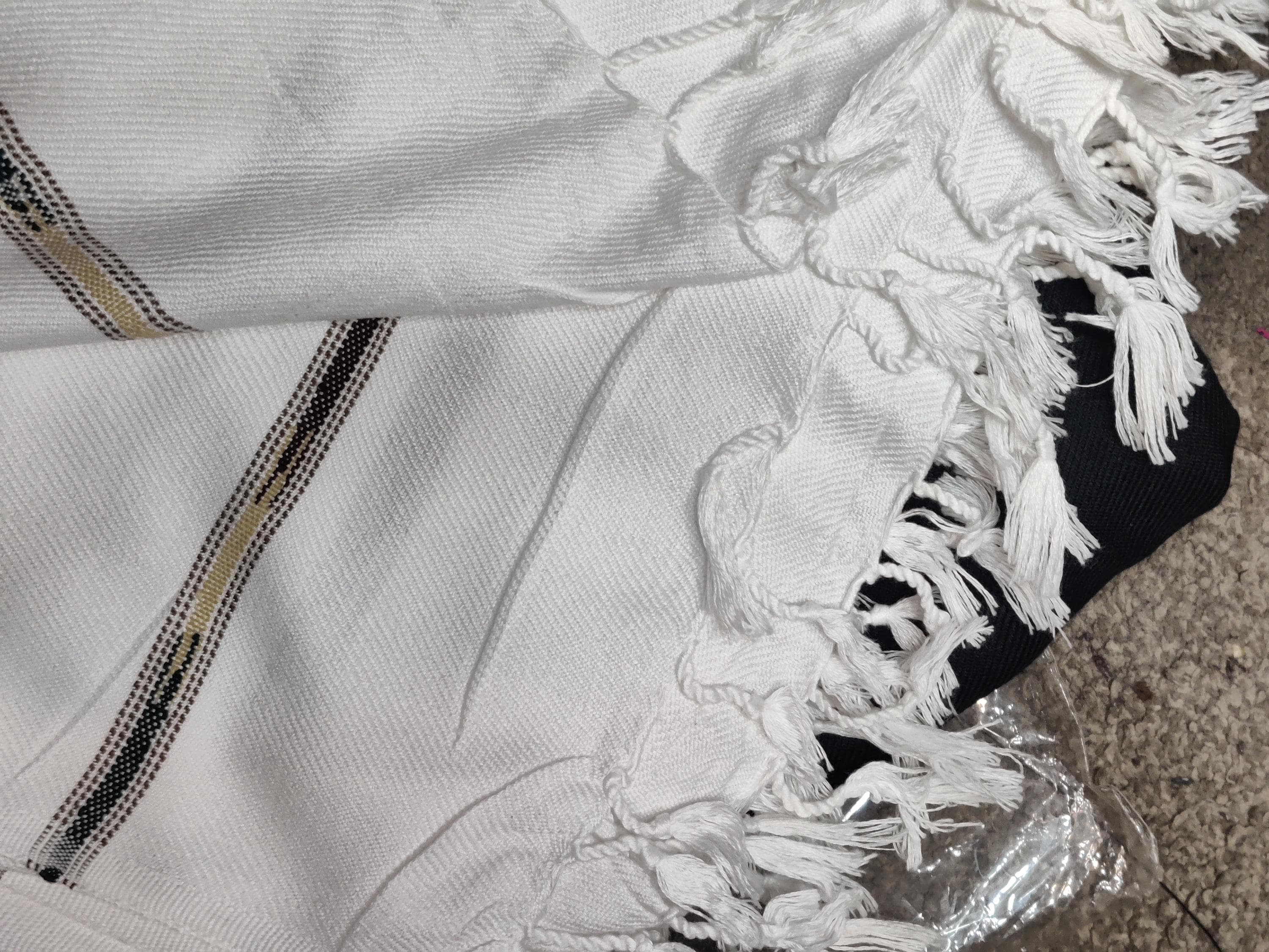 Men's Handmade Afghan Patoo White Shawl, Acro  Woolen Dhussa Shawl for Men - image 4
