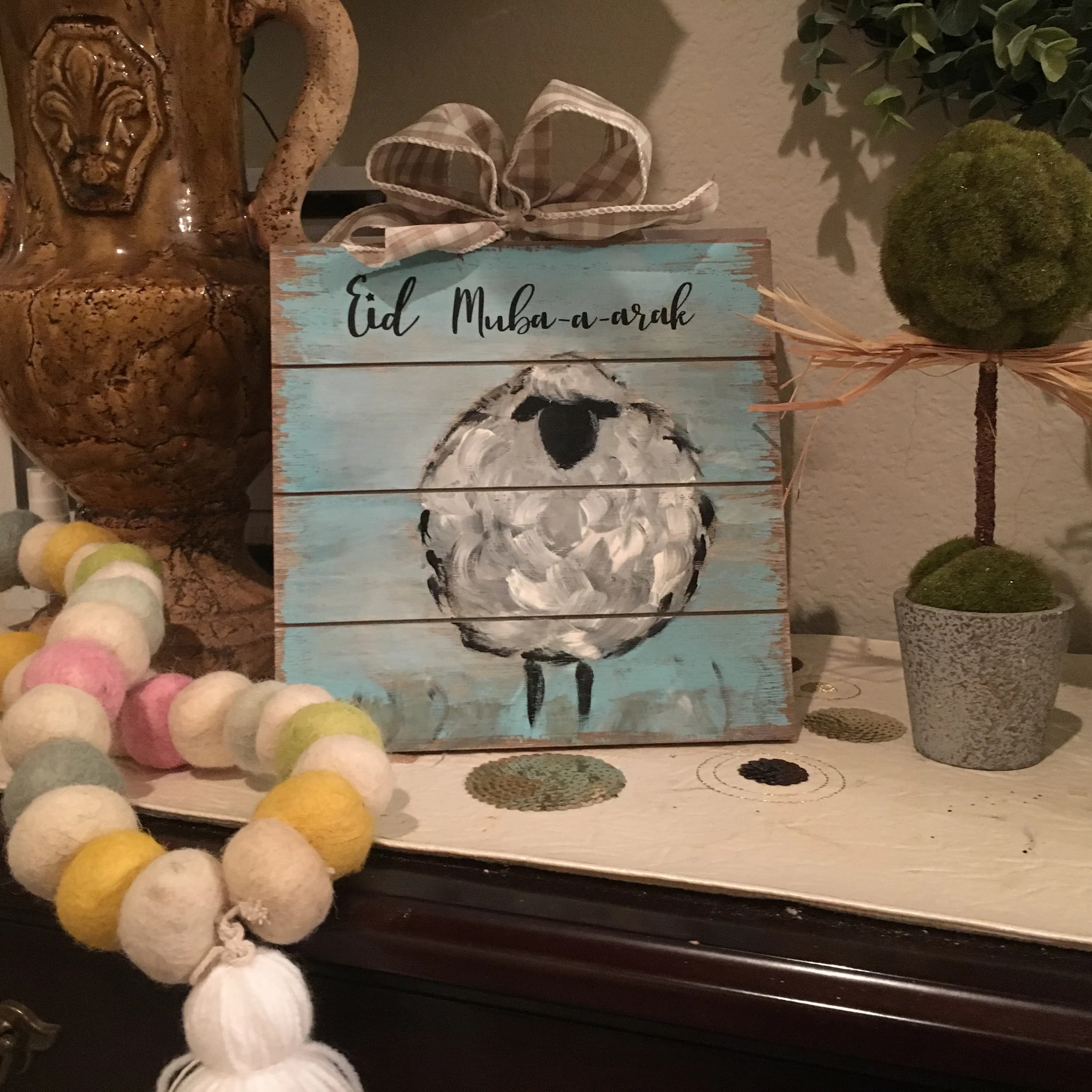 Eid Al Adha/Eid Mubarak handpainted decor with stand