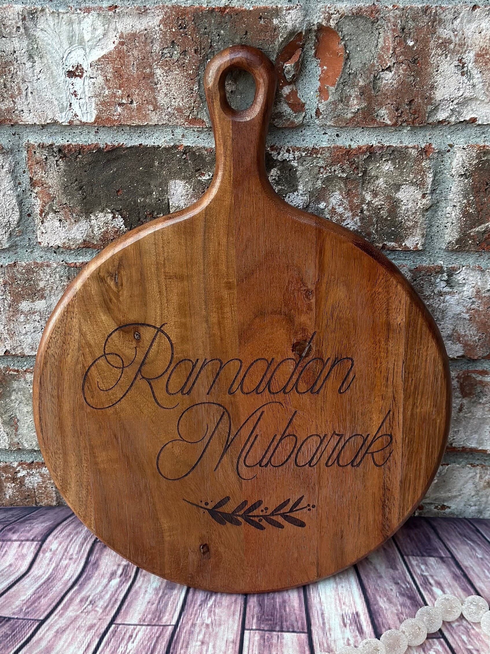 Custom laser engraved round cutting board, Charcuterie board, Bismillah, Ramadan Munarak Gift, Eid Gift