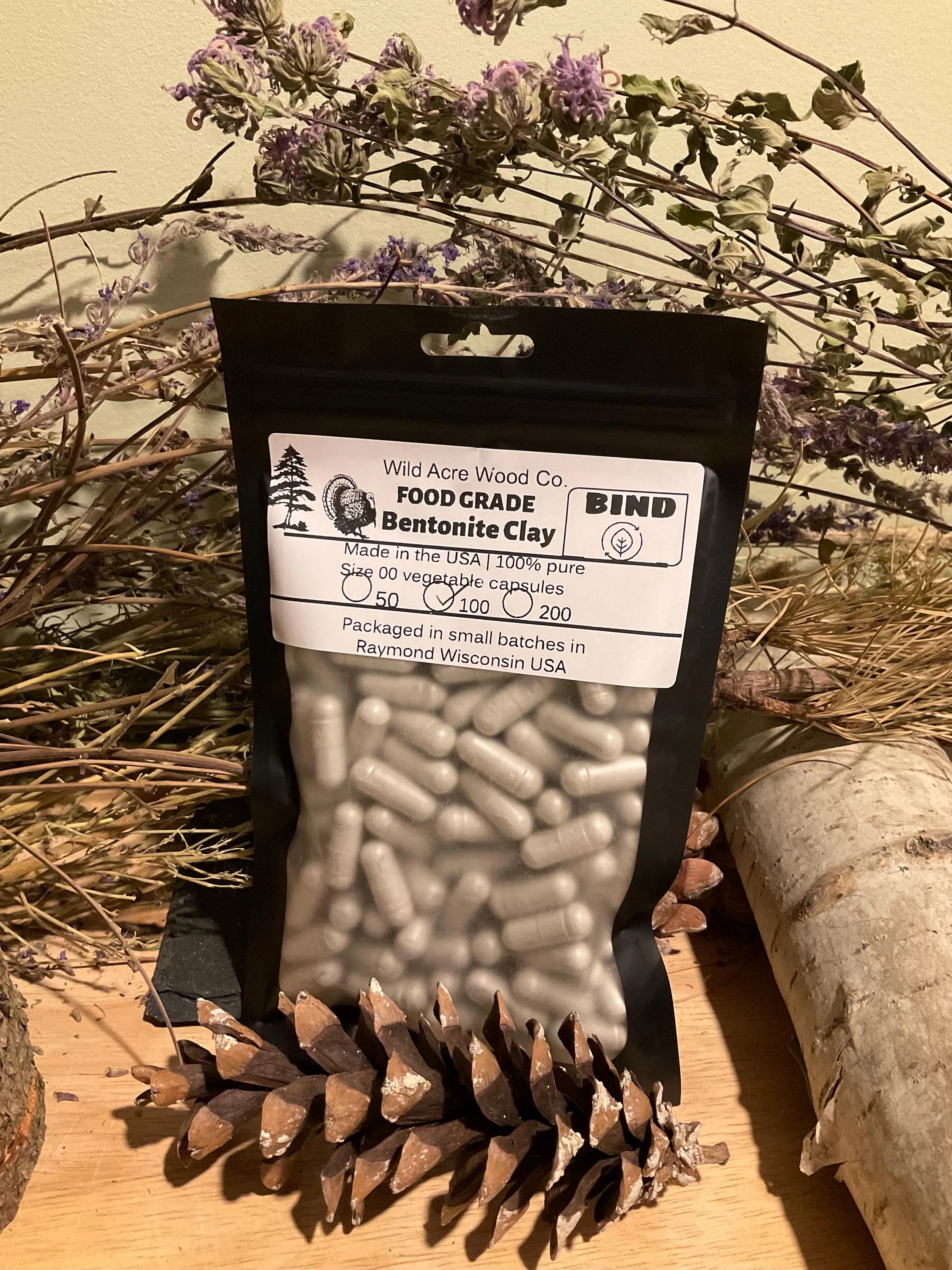 100 % PURE FOOD Grade Bentonite Clay LARGE dose 1200 mg capsule | Use with black walnut Hull Clove WORMwood Pau D Arco | Herbal Dt0x |