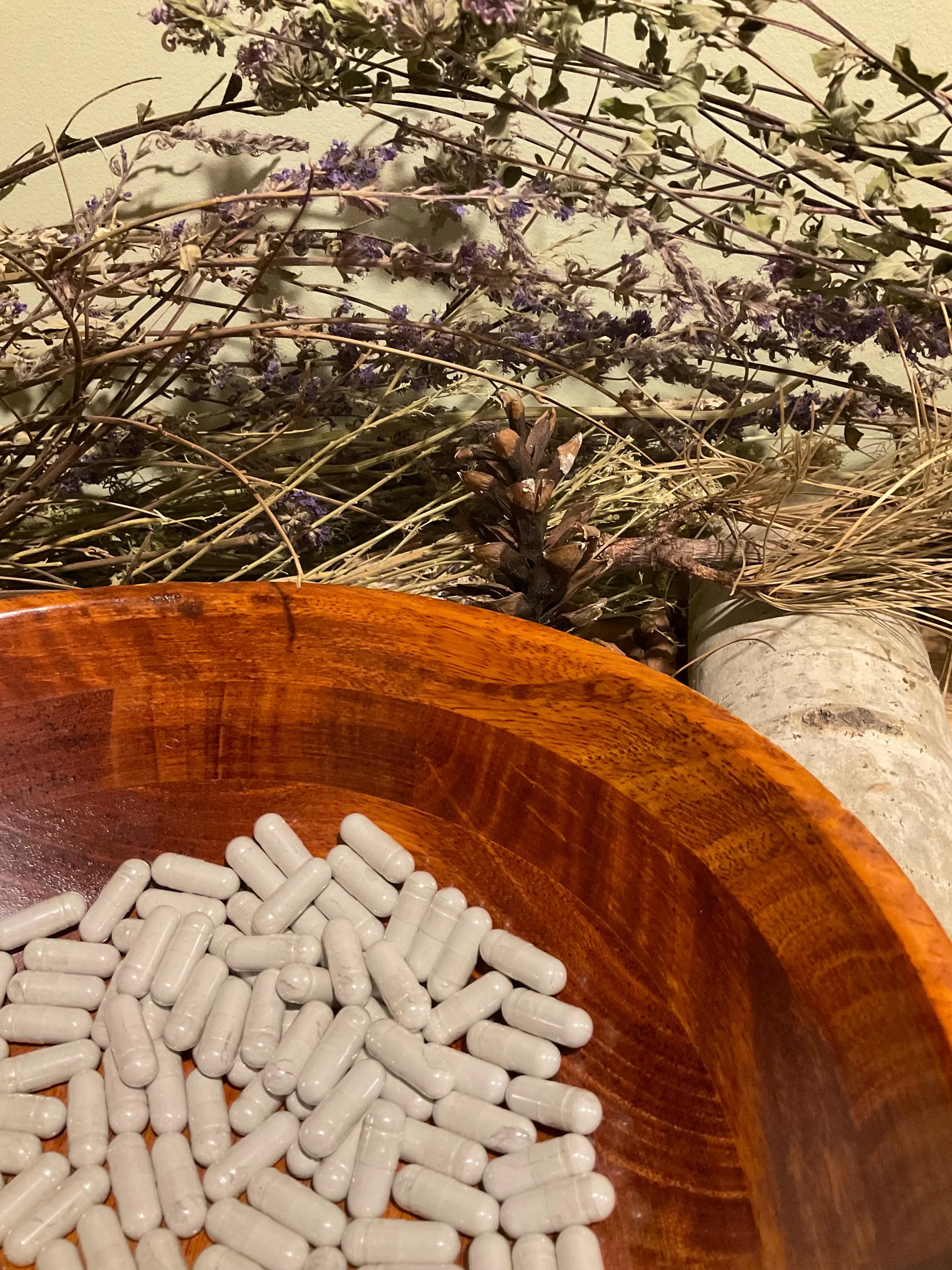 100 % PURE FOOD Grade Bentonite Clay LARGE dose 1200 mg capsule | Use with black walnut Hull Clove WORMwood Pau D Arco | Herbal Dt0x | - image 2