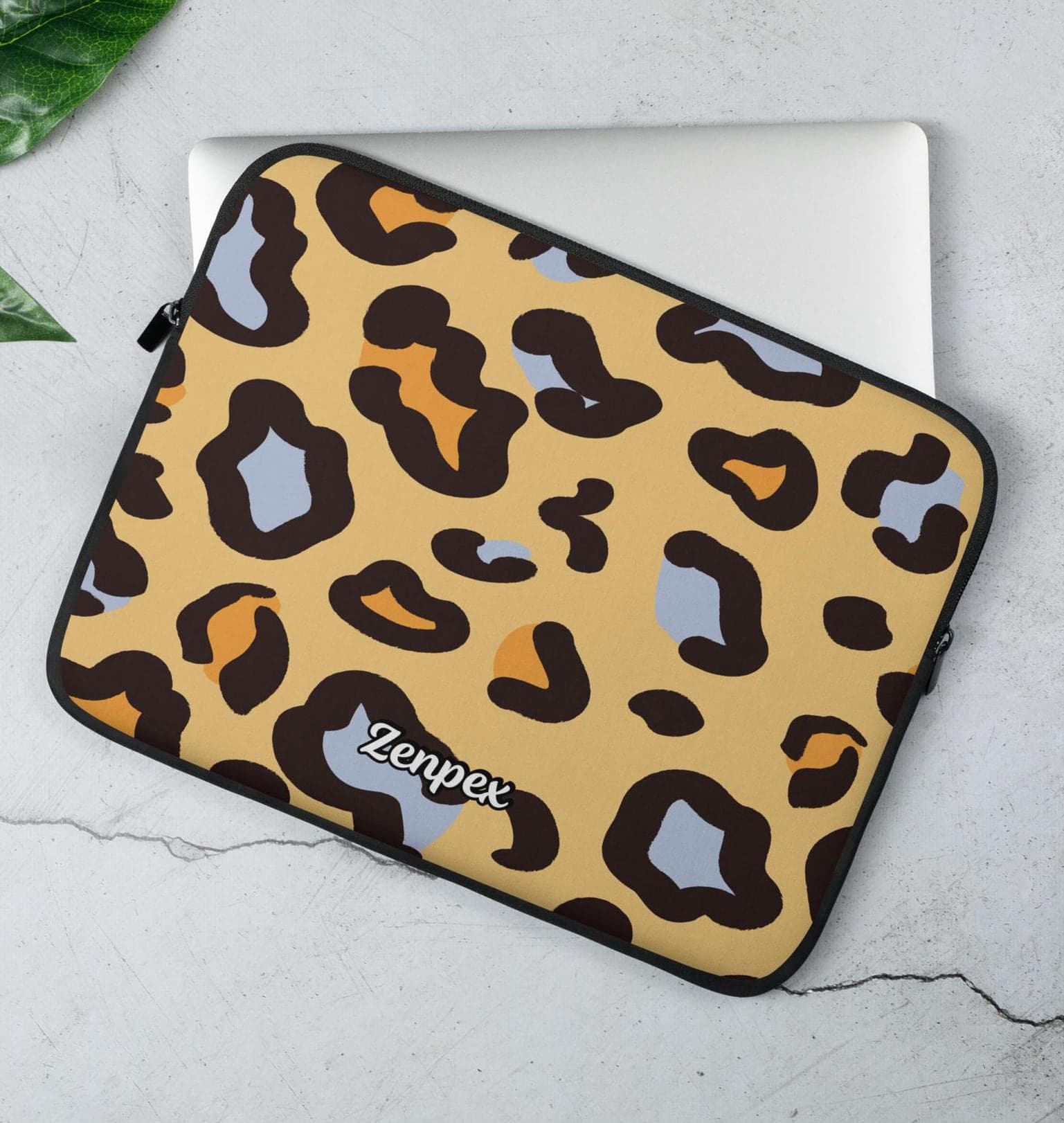 Leopard Print Neoprene Laptop Sleeve: Chic Tech Protector