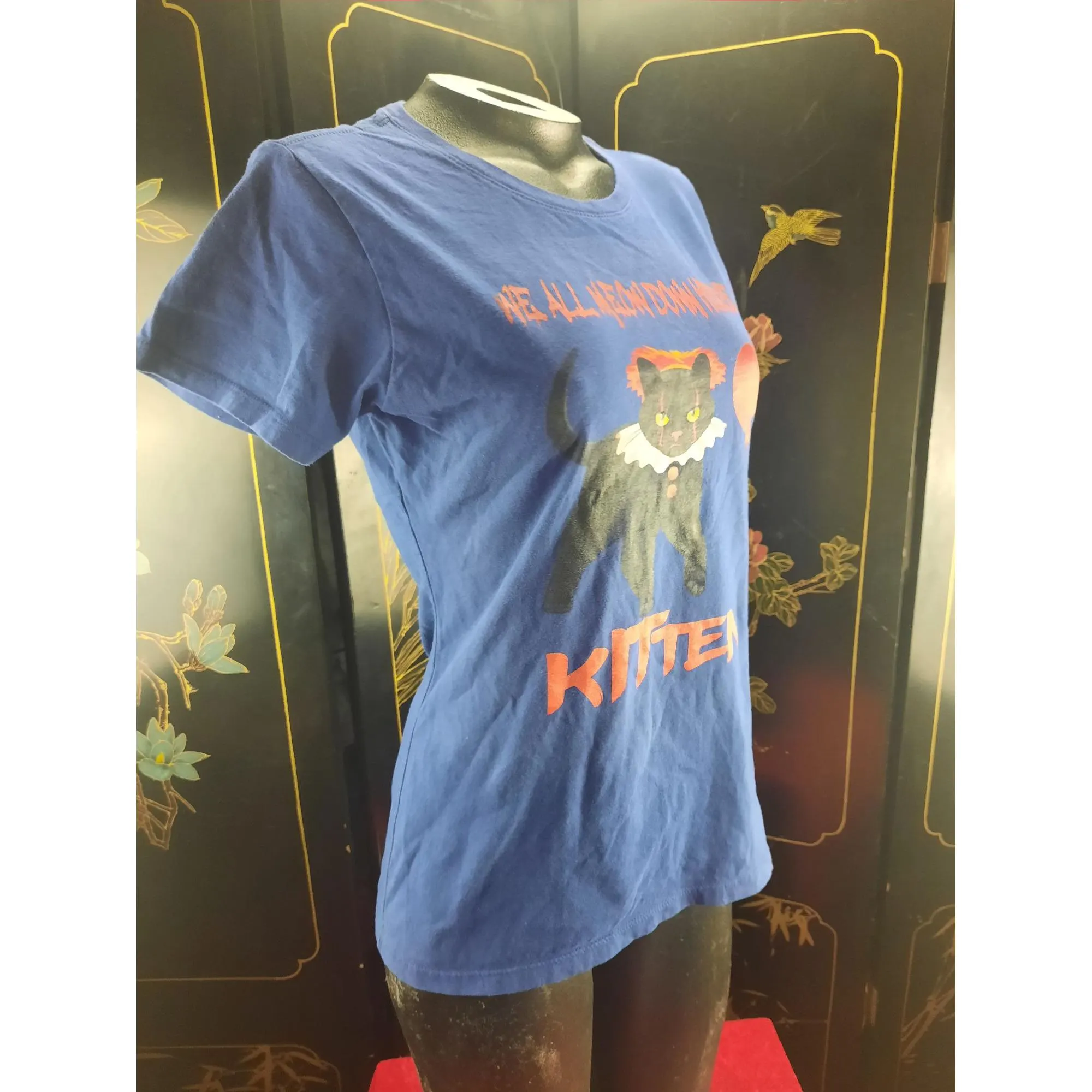 Womens S Tshirt Pennywise Cat Everything Meow Down Here Scary Halloween Cat Clown Shirt - image 3