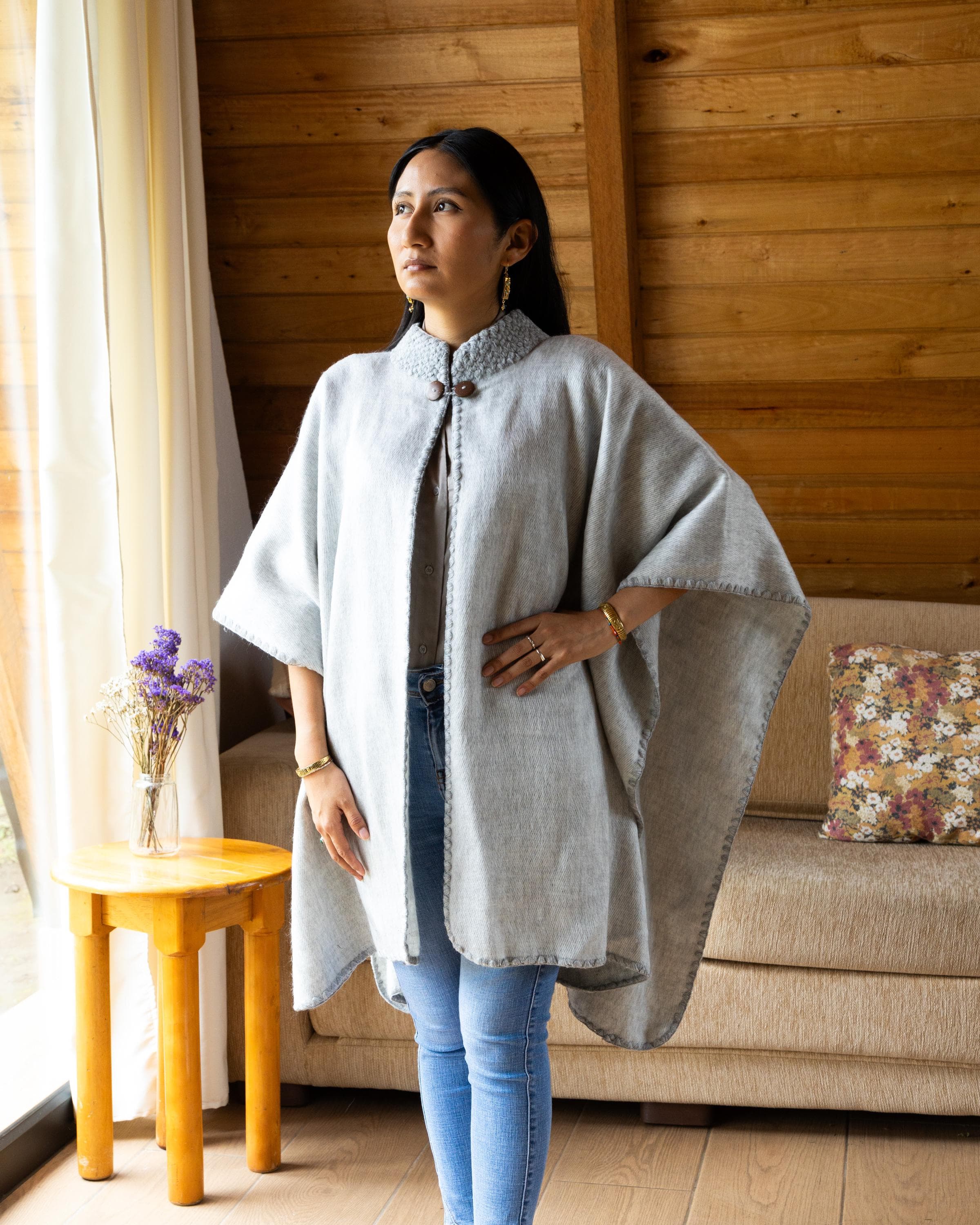 Grey Alpaca Ruana Cape – Handwoven Andean Shawl Poncho, Soft Wrap for Women, Minimalist Winter Layer