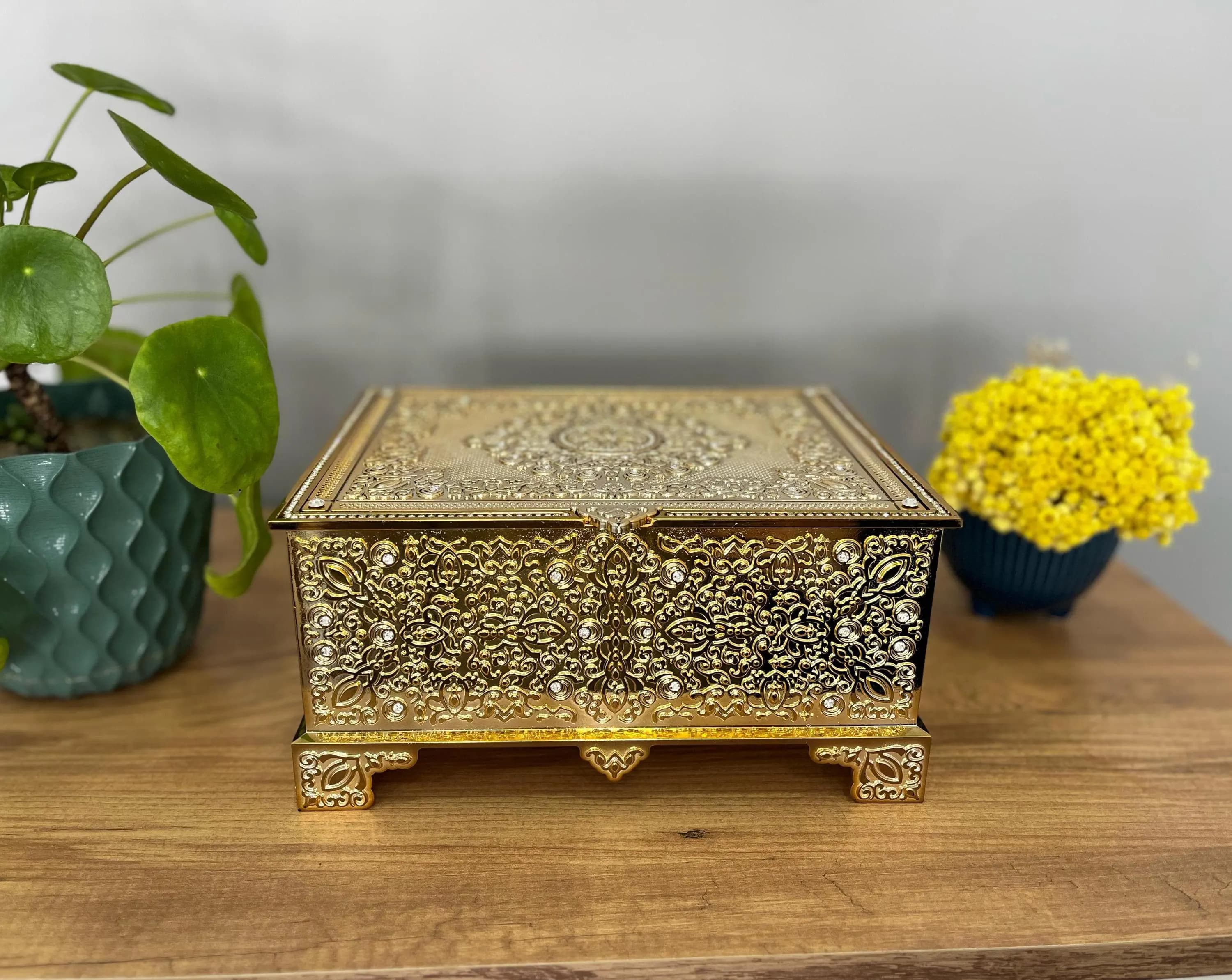 Chest Prayer Mat Quran Container Gold, Quran Box with Prayer Mat Gold, Quran Gift, Gold Trinket, Quran Gift Set, Trinket Islamic Gift Set - image 4