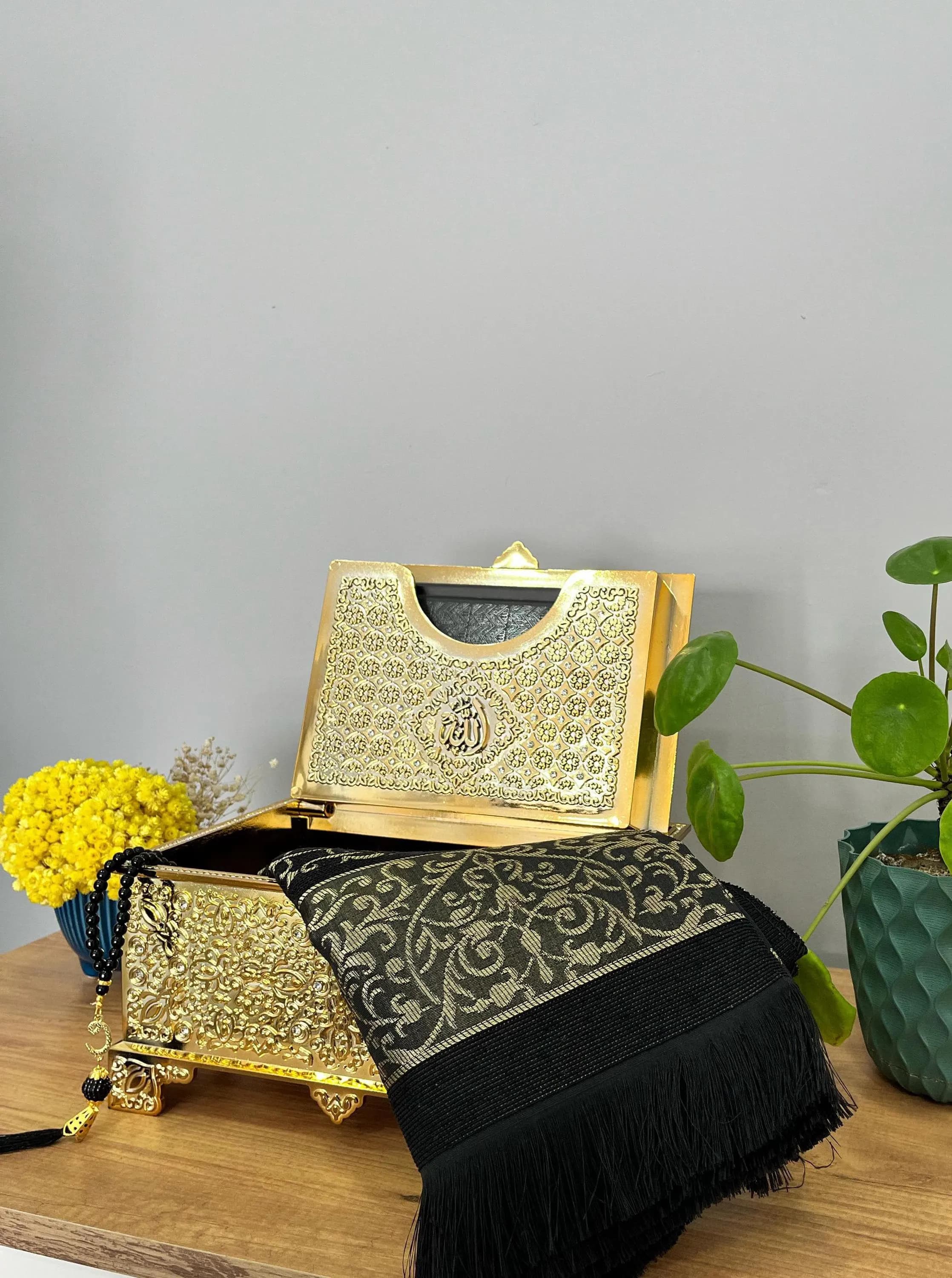 Chest Prayer Mat Quran Container Gold, Quran Box with Prayer Mat Gold, Quran Gift, Gold Trinket, Quran Gift Set, Trinket Islamic Gift Set - image 3