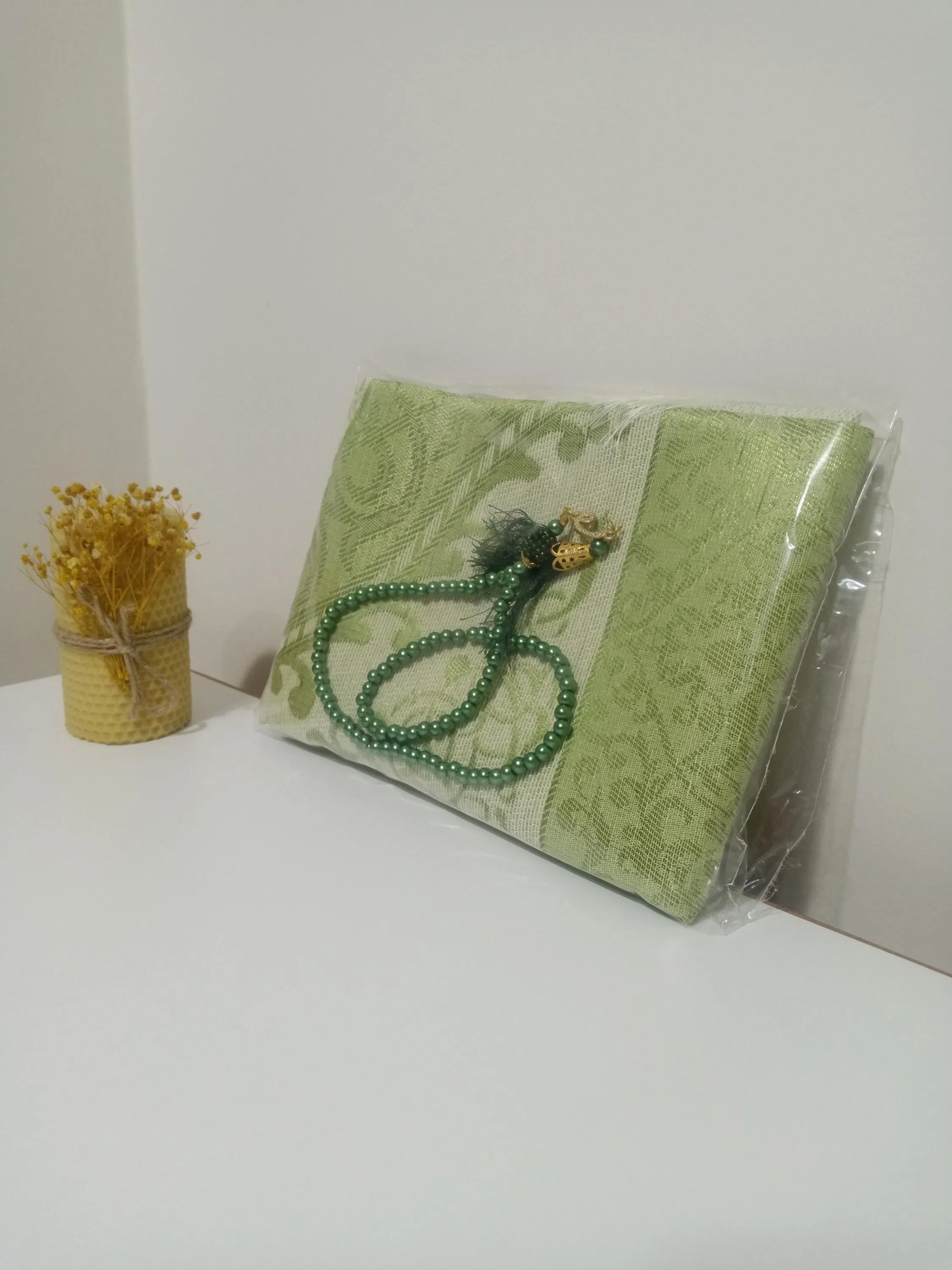 With Color Options Islamic Prayer Mat Set; Tasbeeh, Thin Gift Rug, Umrah Favors, Sejadah - image 5