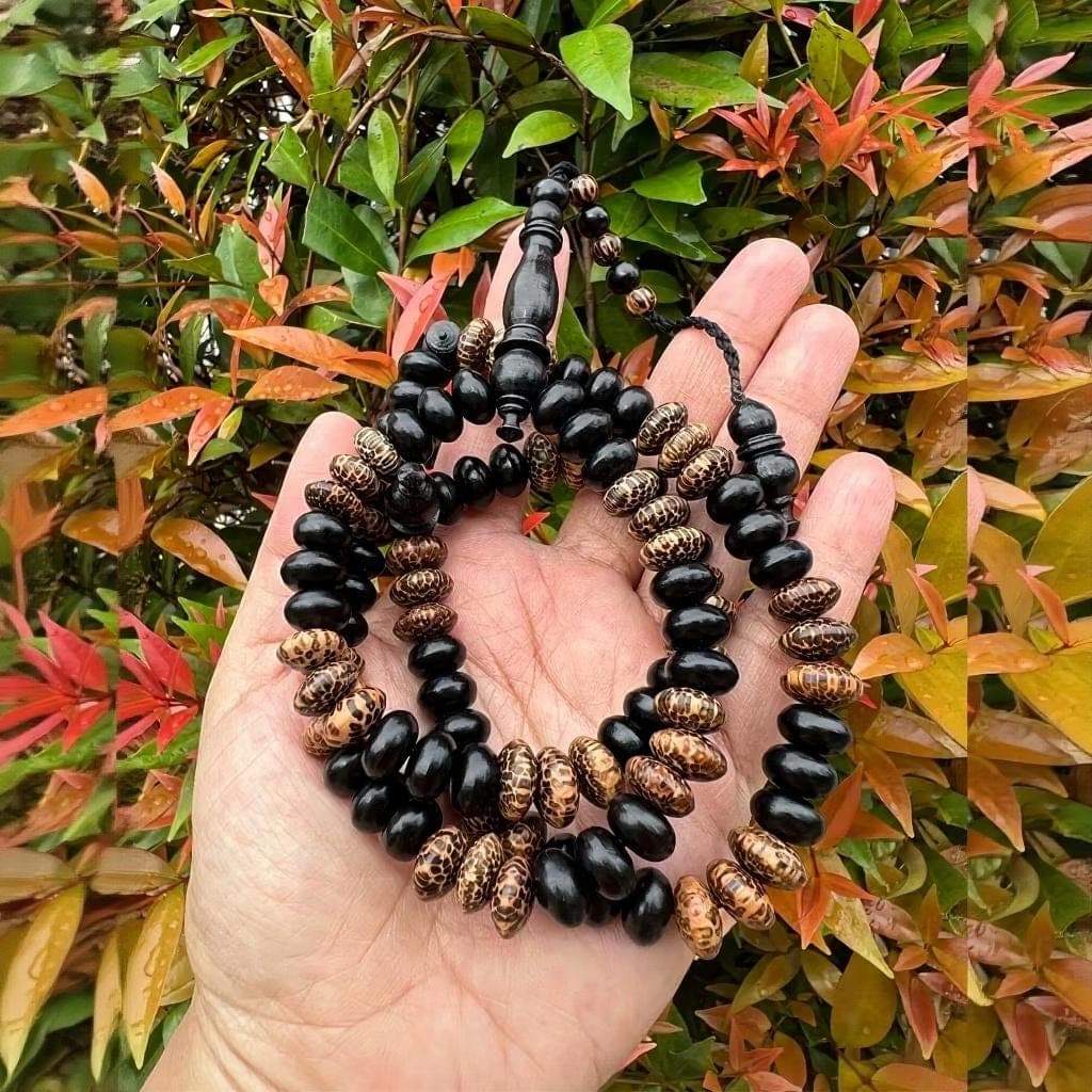 Galih Kelor & Tiger Liwung Wood Tasbih: 99-Bead Misbaha for Meditation - image 3
