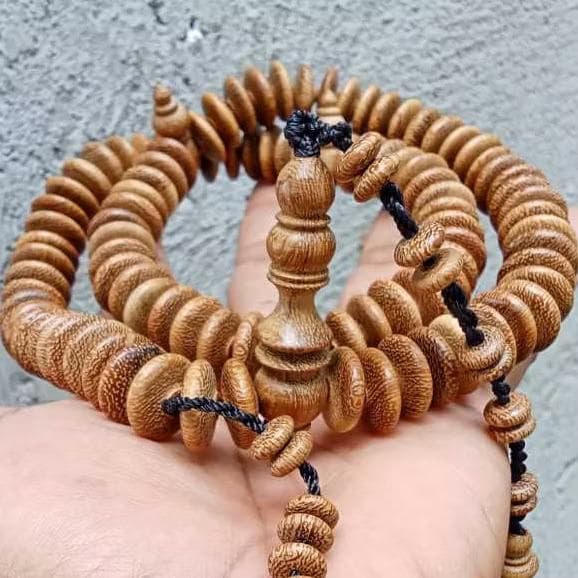Handcrafted Kelor Mas Tasbih 99 Beads 16mm Flat – Natural Wooden Misbaha for Dhikr - image 3