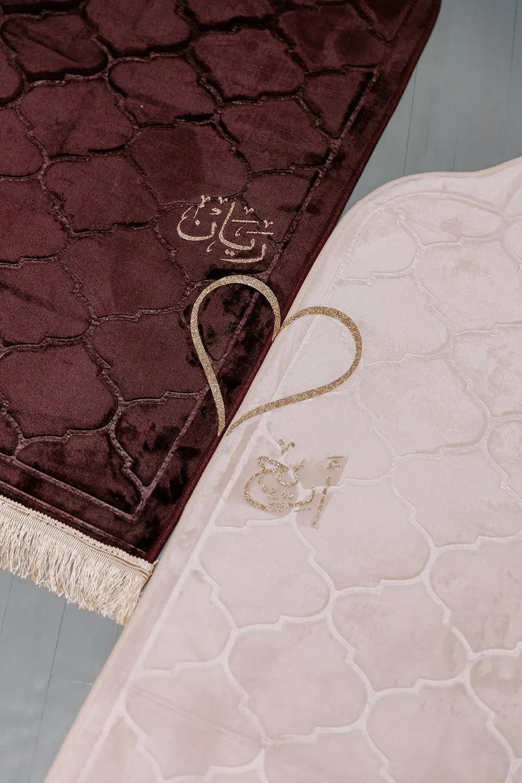 Personalized Velvet Prayer Mats | Custom Prayer Mat Set | Muslim Prayer Rug | Arabic & English Names | Islamic Gift | Couples Prayer Mats - image 4