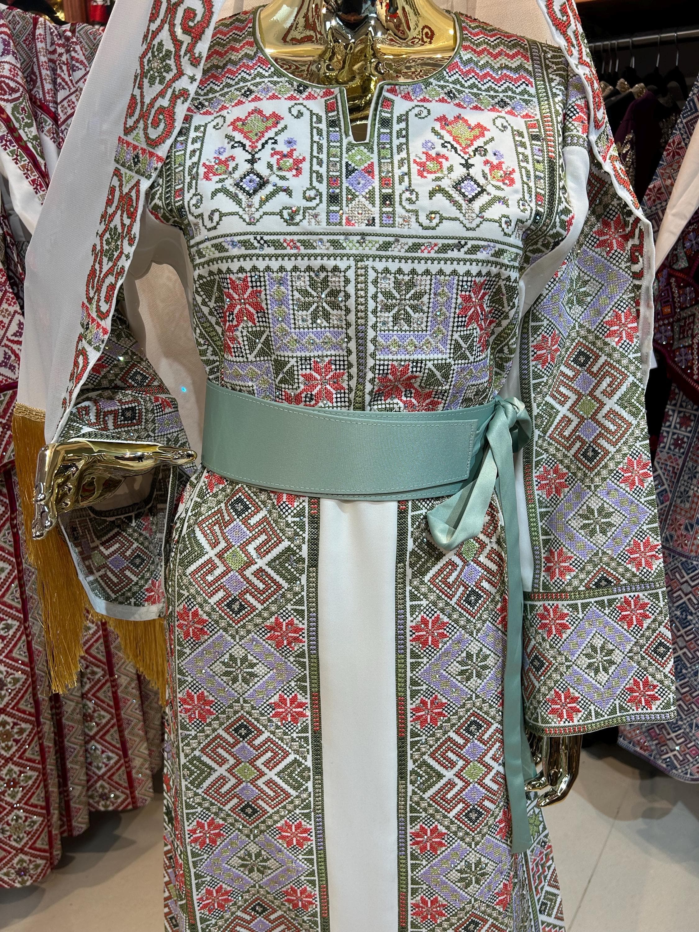 Elegant Light Green Palestinian Thobe | Embroidered Dress - image 3
