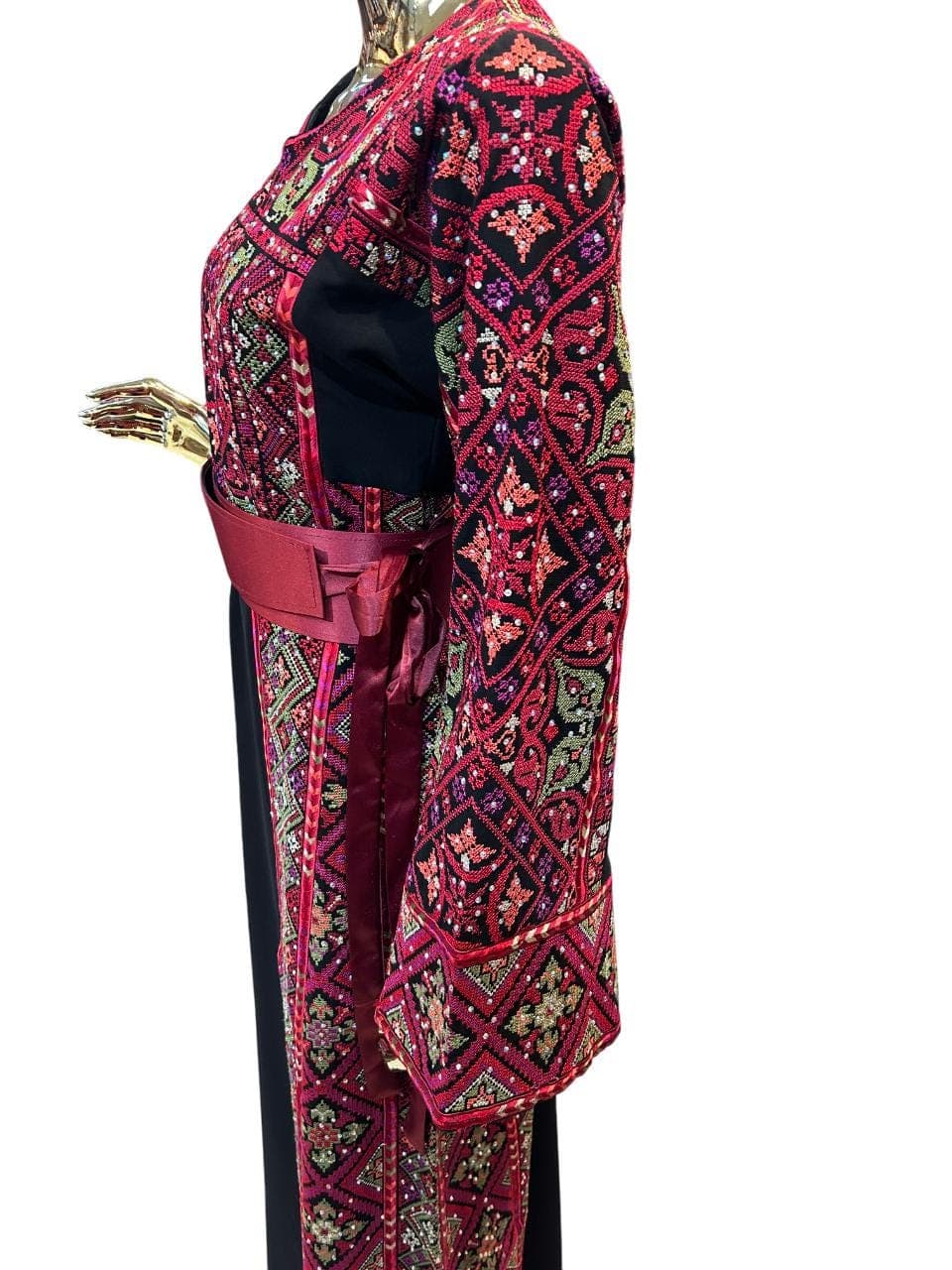 Red & Green Embroidered Thobe - image 5