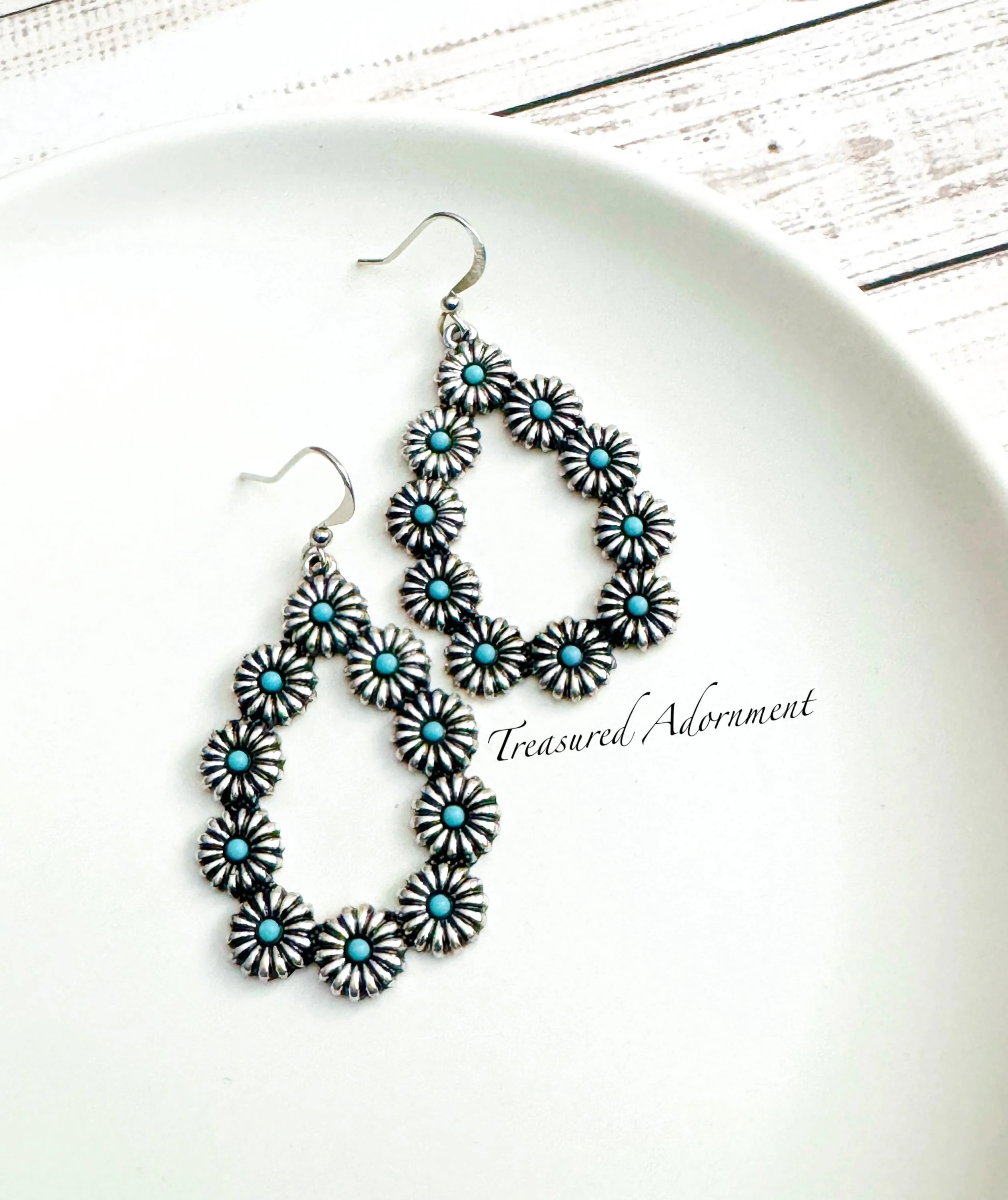 Turquoise flower earrings, Turquoise Cabochon, Teardrop Earrings, Thank you gift, Holiday gift, southwestern earrings