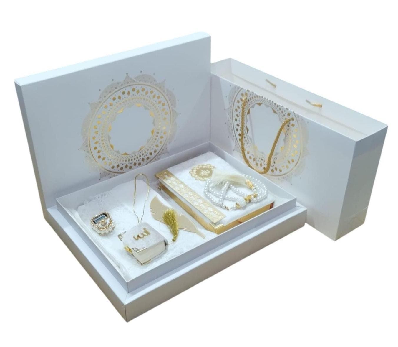 Luxury Islamic Gift Set: Prayer Mat, Quran, Tasbeeh & Shawl - image 3