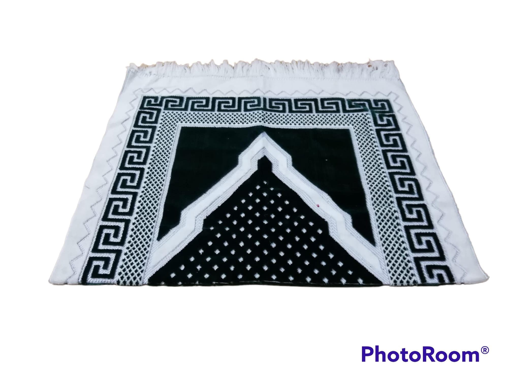 Quality Islamic  prayer mat, rug, janamaz, Salat mat different colours - image 5