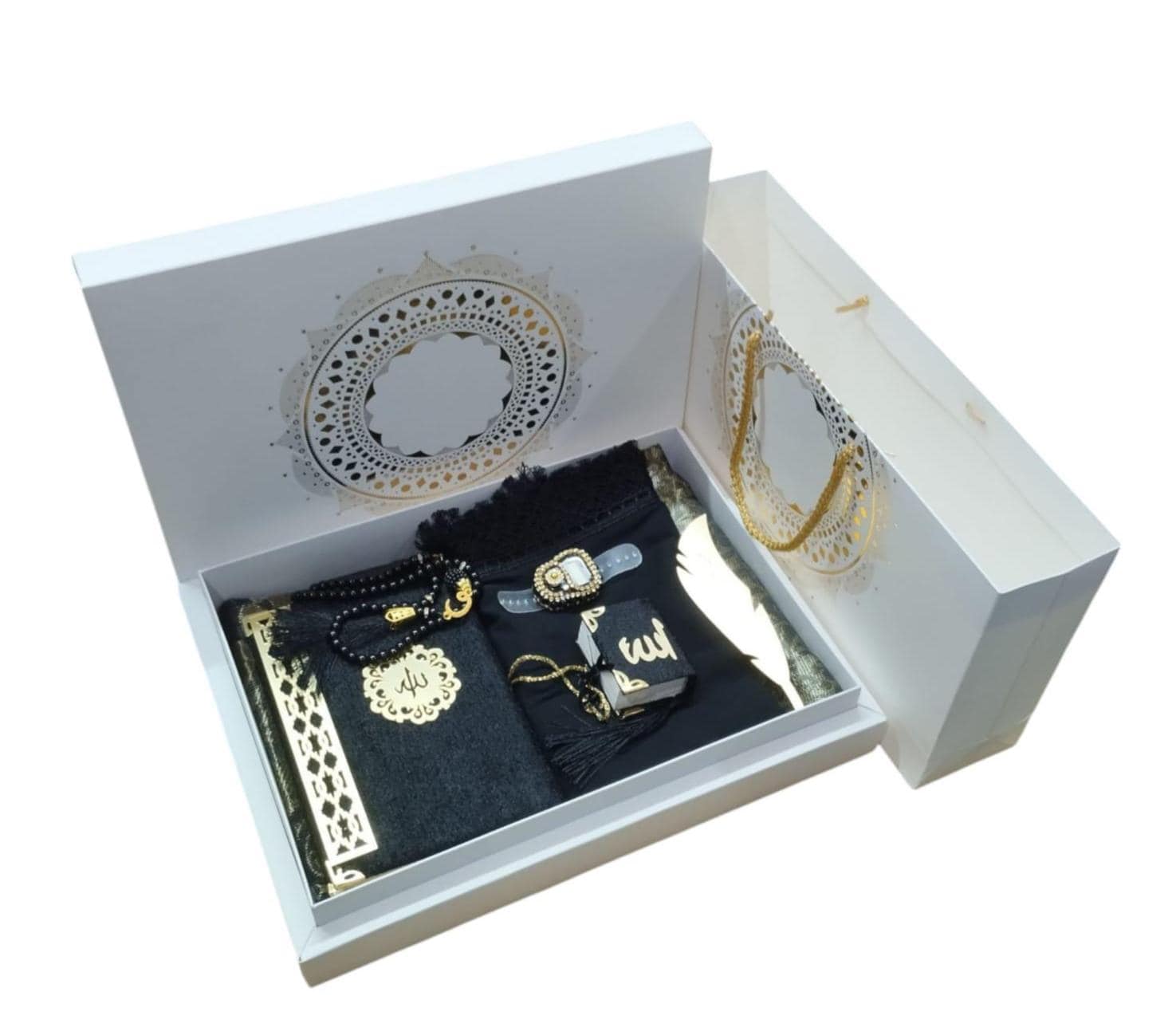 Luxury Islamic Gift Set: Prayer Mat, Quran, Tasbeeh & Shawl - image 5