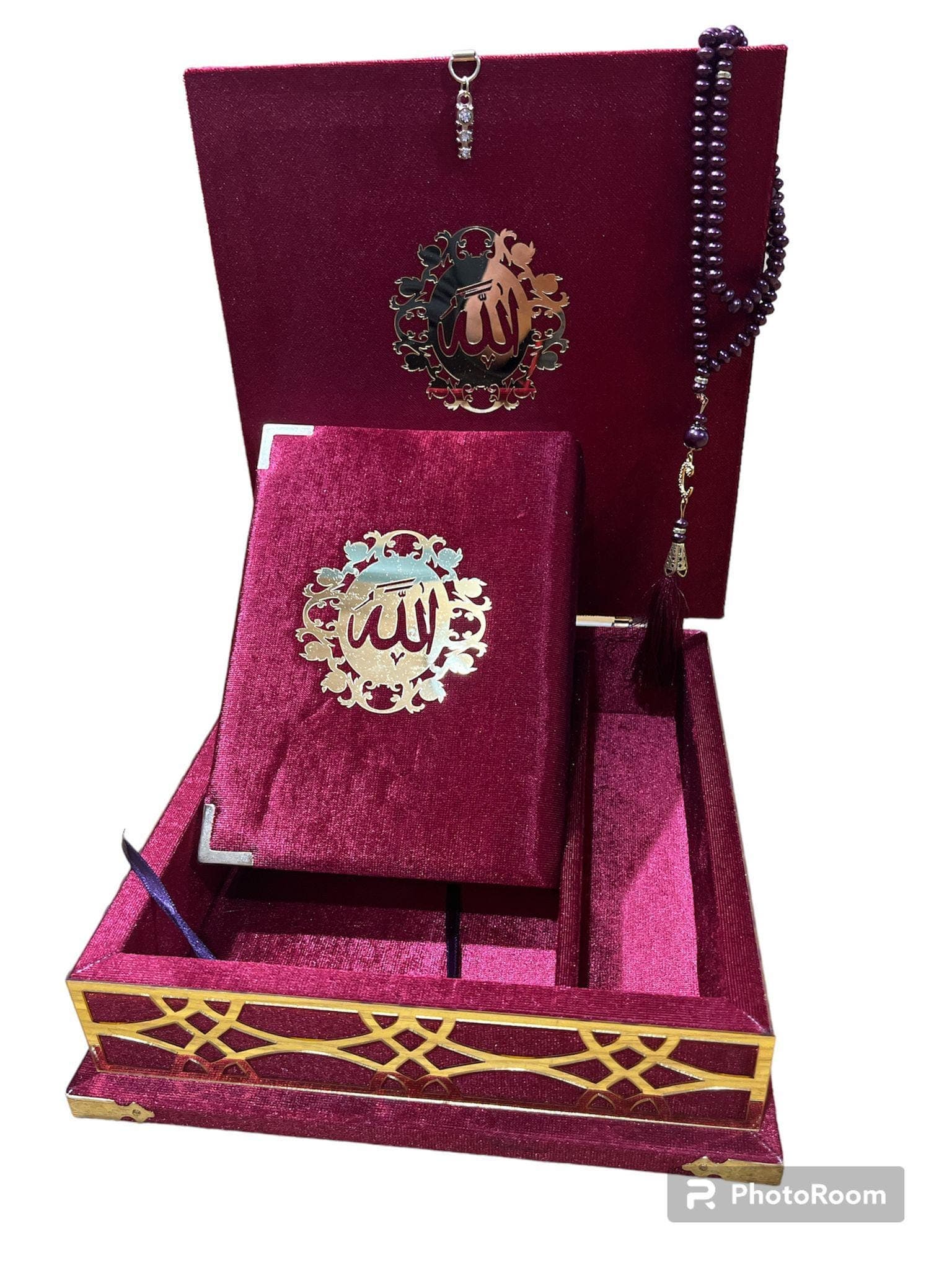 Velvet Eid Gift Box Full Quran, Tasbeeh, Pakistani/Indian Script, Made in Turkey - image 3
