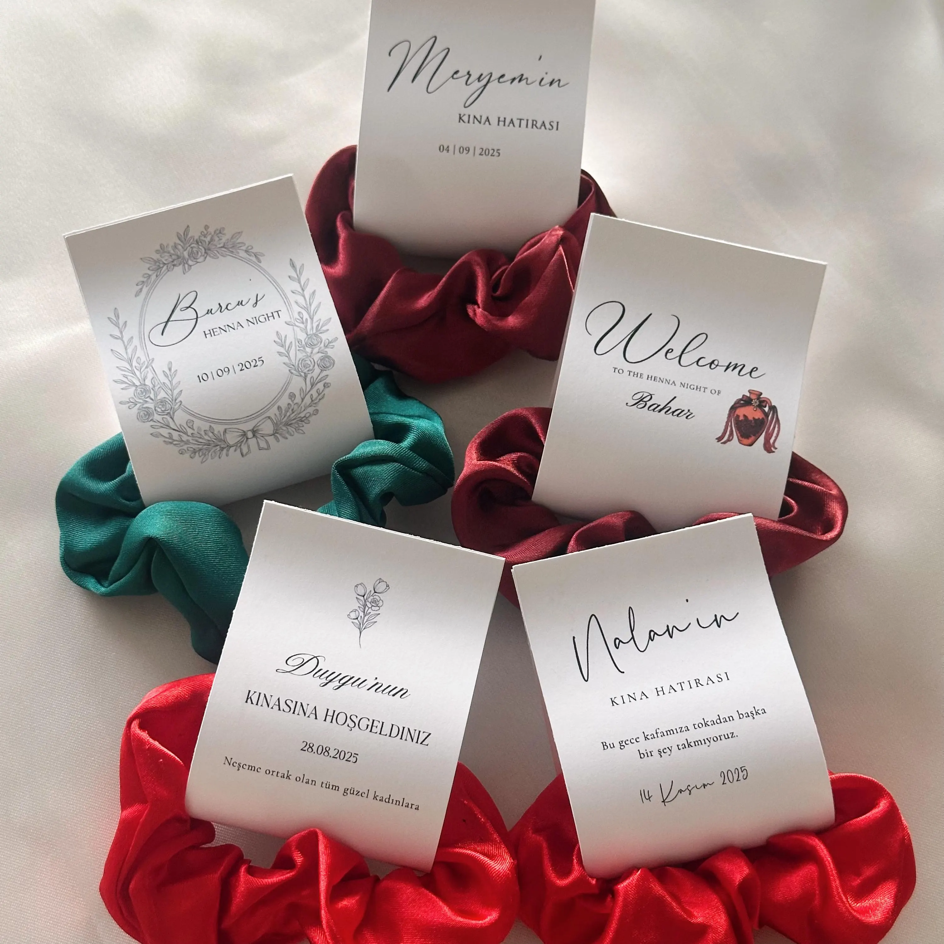 Scrunchies Geschenk | Gastgeschenk | personalisierte Geschenke | Henna Abend Feier | Haargummi | Hochzeit | JGA | Verlobung | Brautjungfer