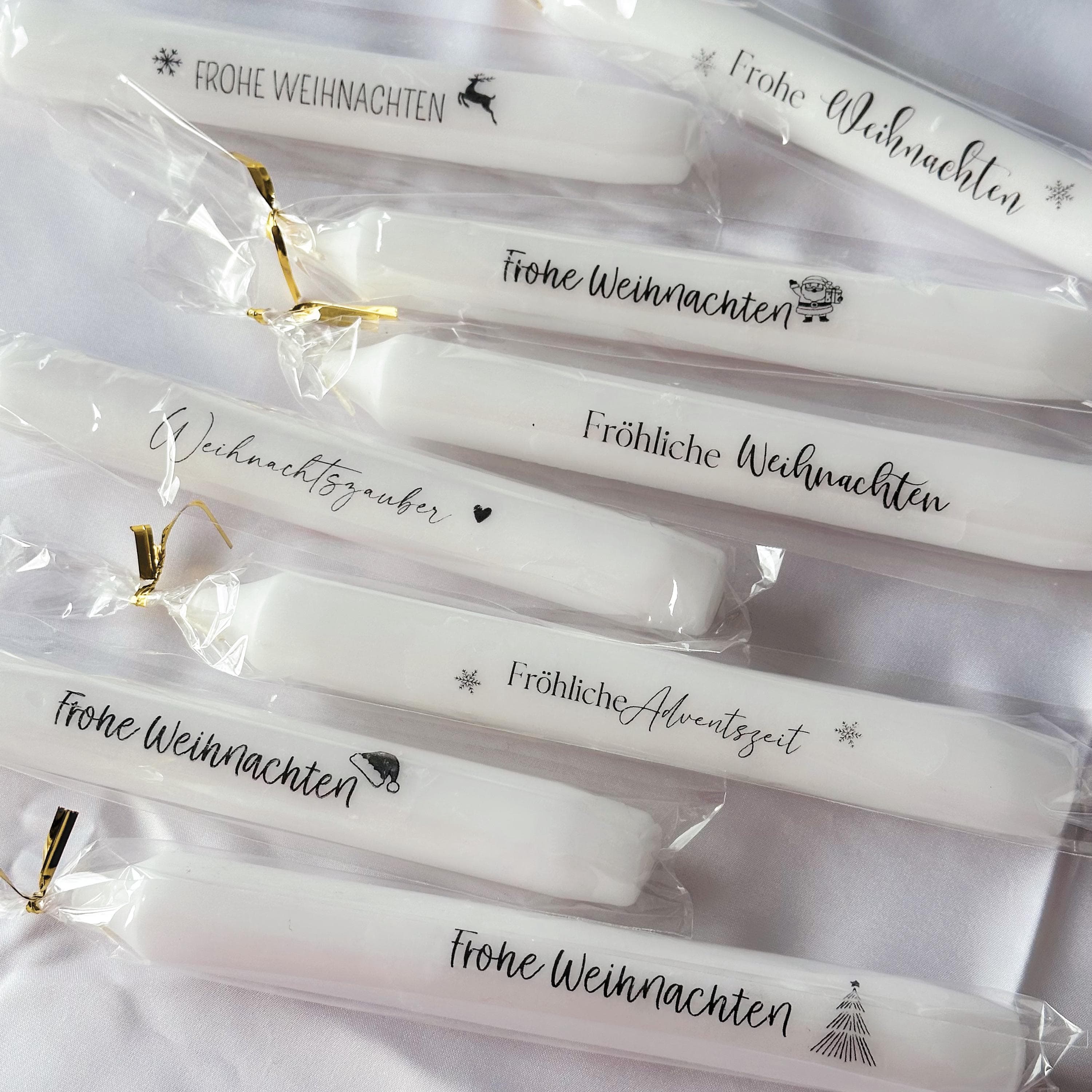 Weihnachtskerze mit Spruch, Stabkerze 18 cm, Frohe Weihnachten Geschenk, Handgemachte Kerze, Weihnachtsdeko, Adventszeit, Gastgeschenk