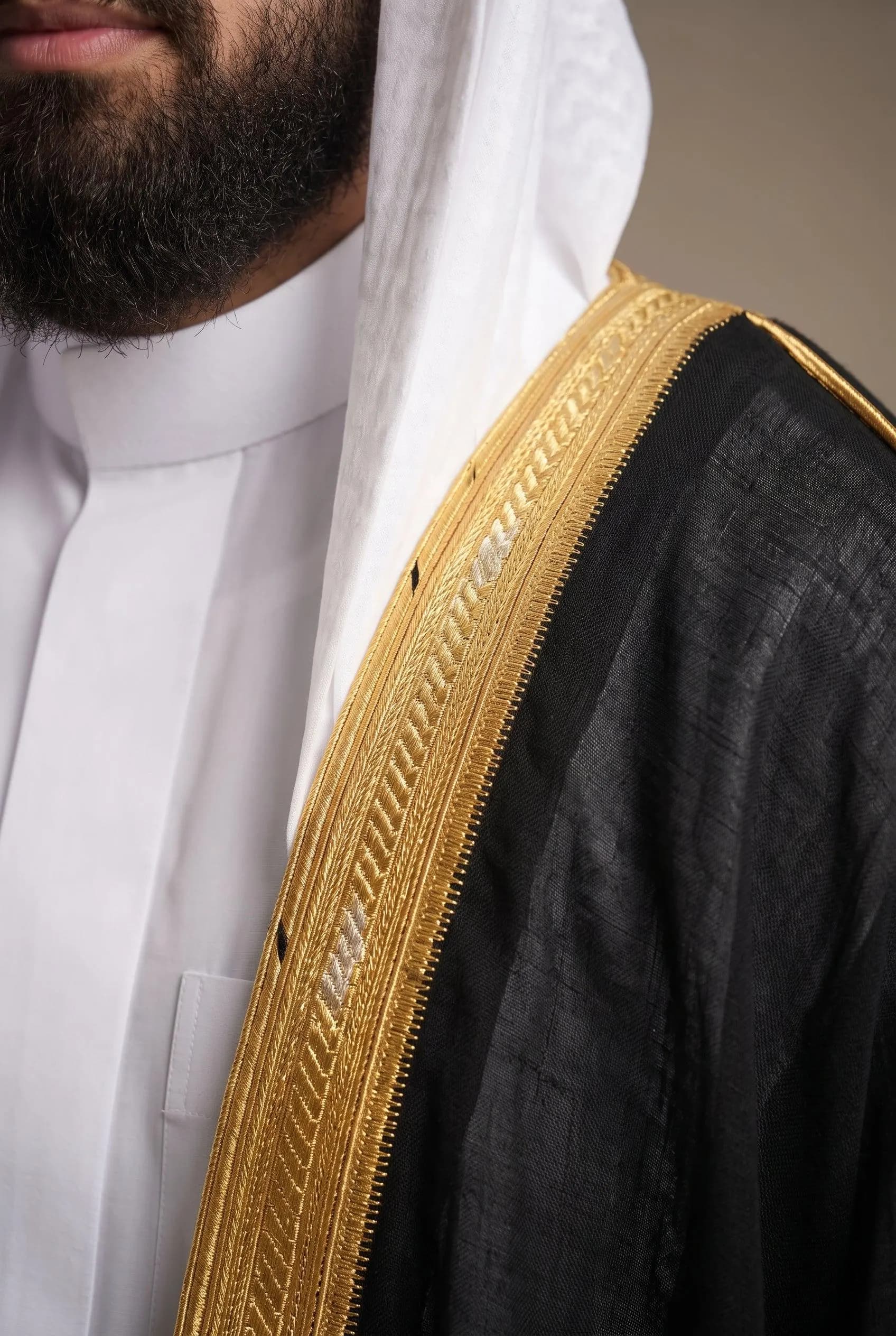 Bisht Cloak with Gold Embroidery for Men– Full Sleeve Arabic Thobe Robe | 5 Colors - image 3