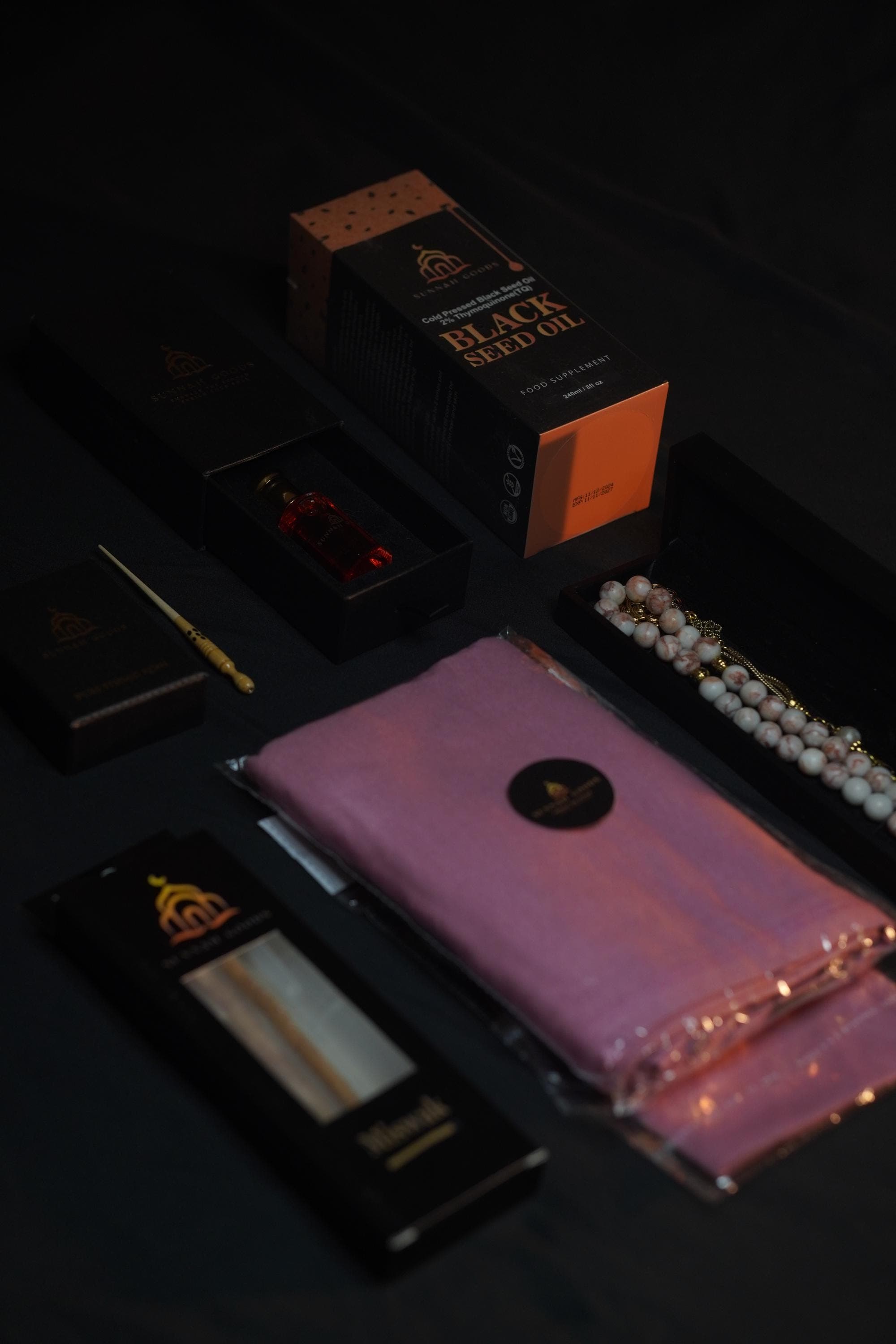 Sunnah Gift Box | Curated Islamic Gift for Men & Women - image 4