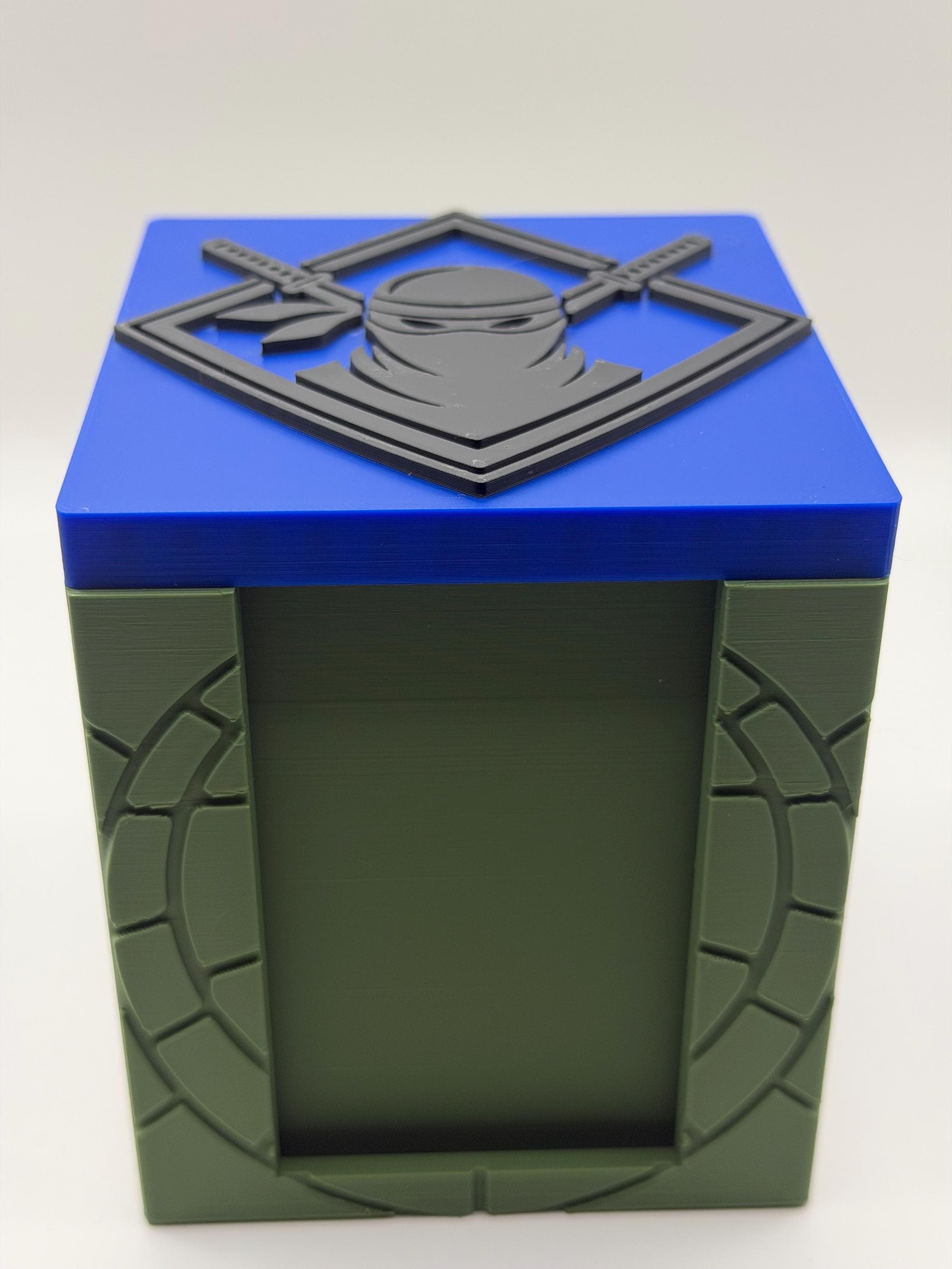 MTG EDH Deck Box | Blue Ninja Theme Deck Box Commander Showcase Display Slot with Toploader | Magnetic Top Gaming Cards Organizer - image 3