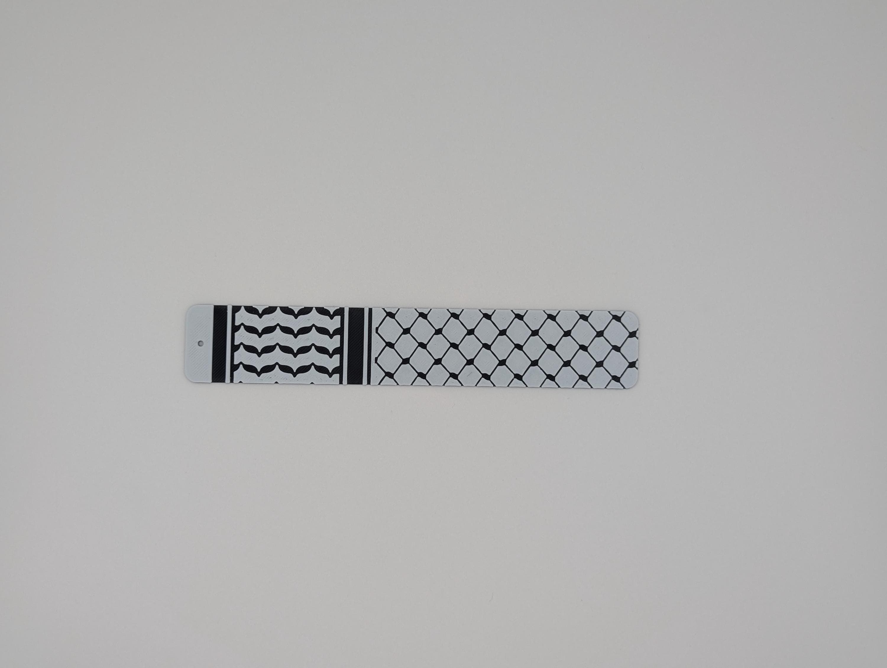 Keffiyeh Bookmark | Palestinian Culture Inspired Book Accessory | Unique Gift for Readers | Geometric Design | Cultural Art Design - image 4