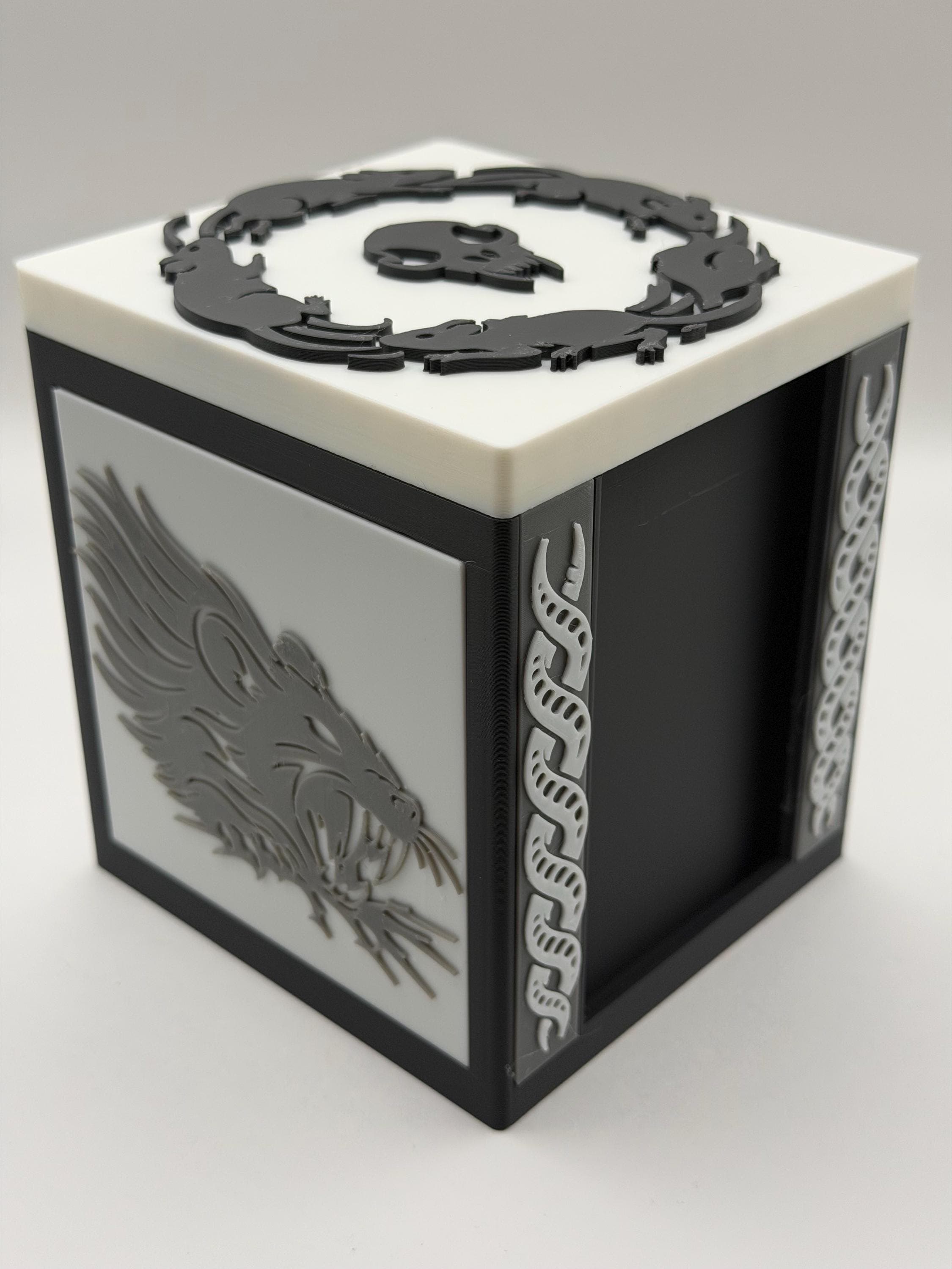 MTG EDH Deck Box | Rats Theme Deck Box  Commander Showcase Display Slot with Toploader | Magnetic Top Fantasy Gaming Cards Organizer - image 4