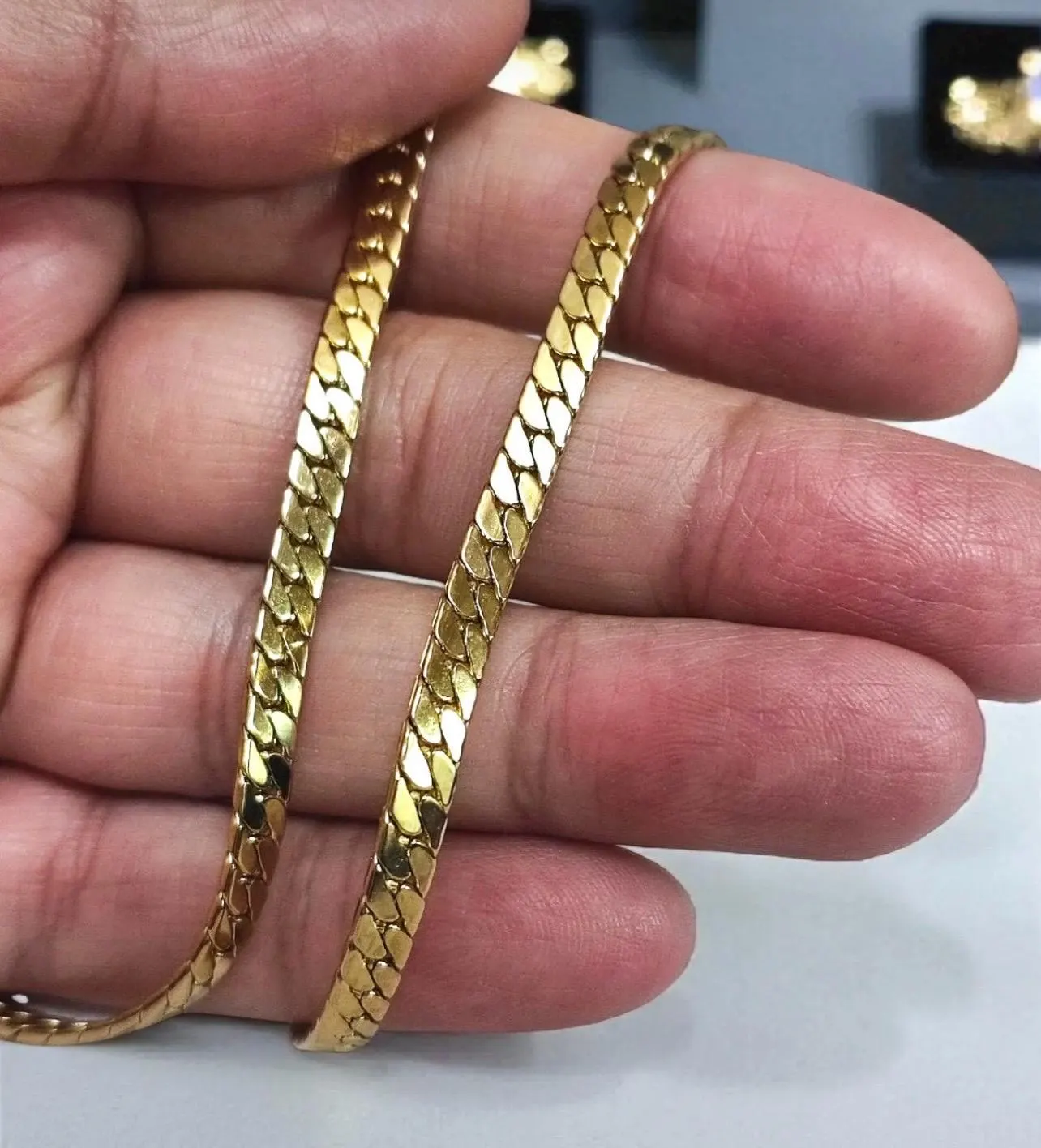 Gold Stainless Steel Herringbone Chain – Italian Unisex Necklace - image 4