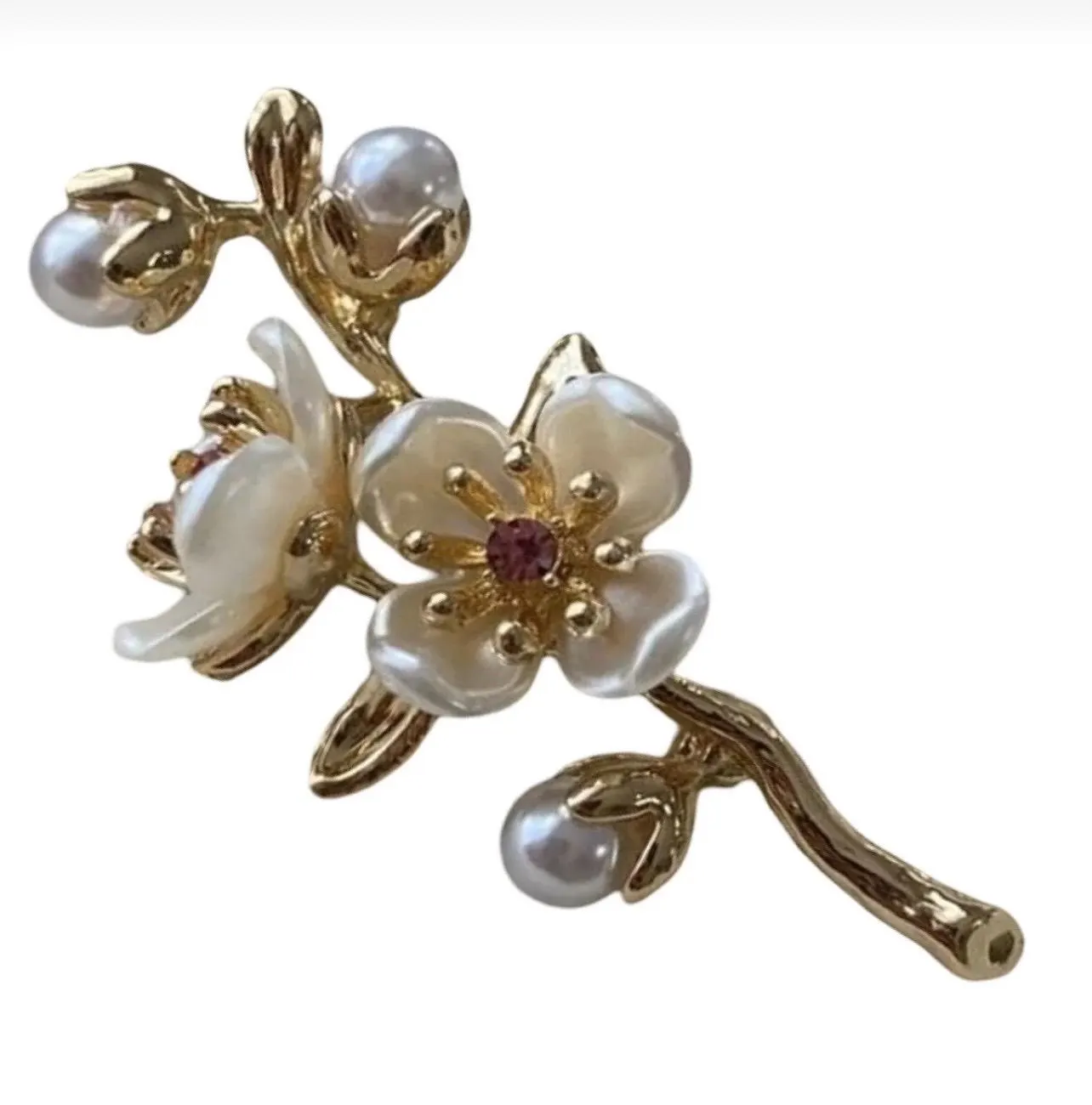 Jasmine Flower Brooch – Gold Floral Design Women’s Lapel Pin, Elegant Minimal Jewelry - image 3