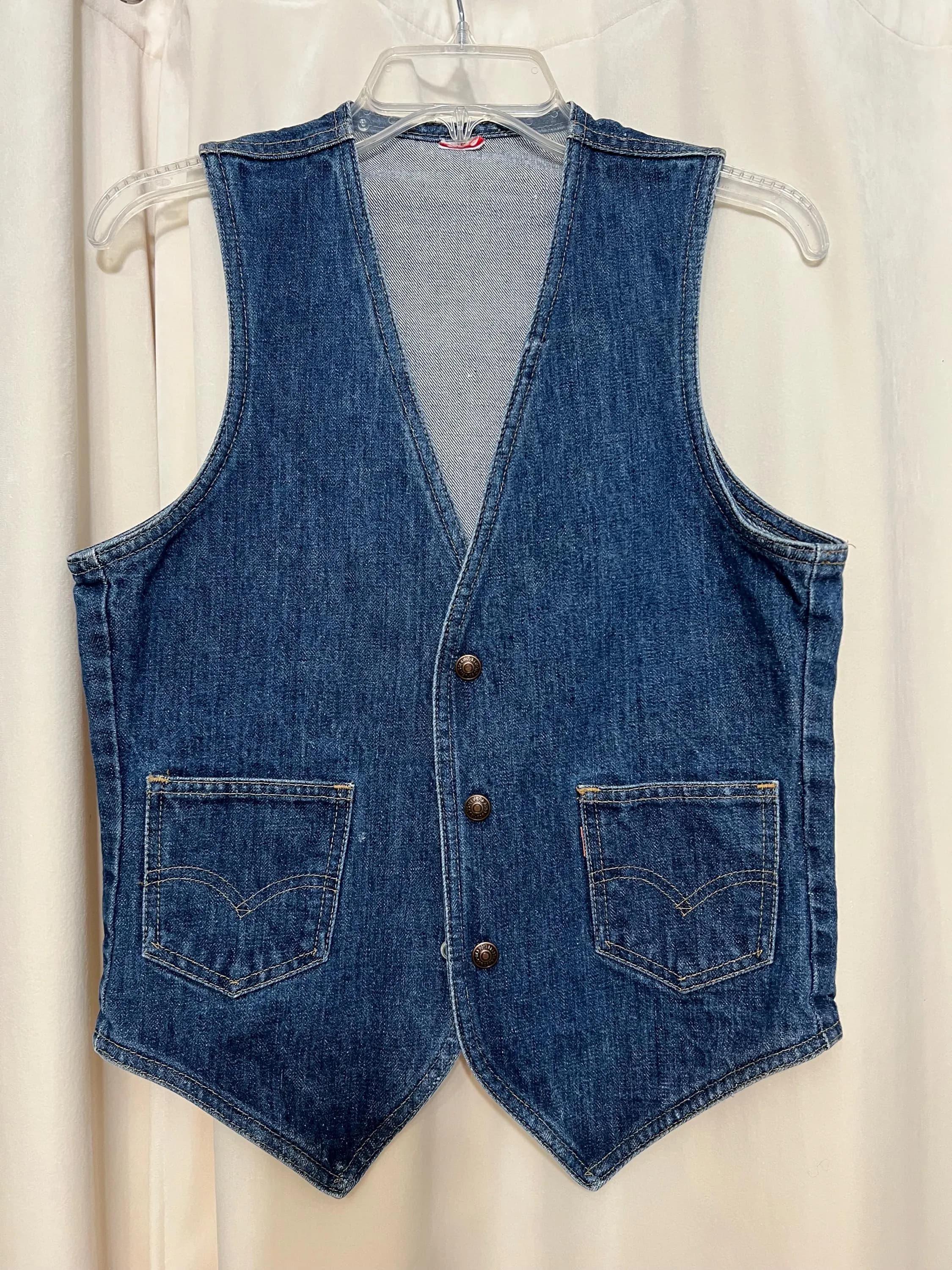 Vintage Levi Straus Blue Denim Women’s Vest: Metal Snaps, Size Small - image 3